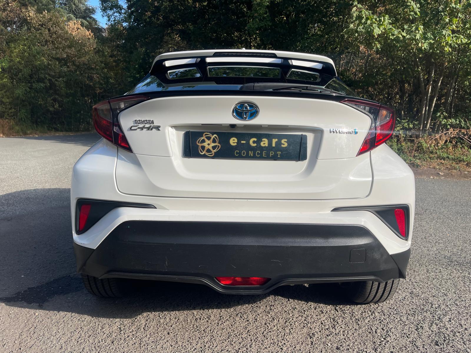 TOYOTA C-HR 2.0 Hybrid CVT 153 DYNAMIC