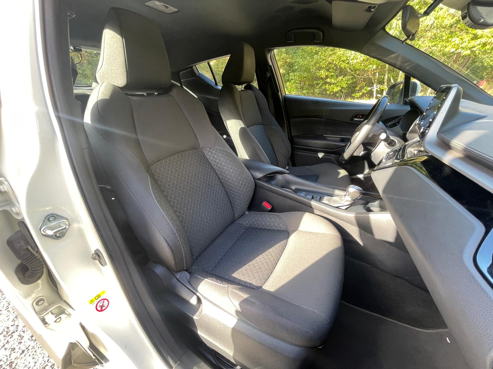 TOYOTA C-HR 2.0 Hybrid CVT 153 DYNAMIC