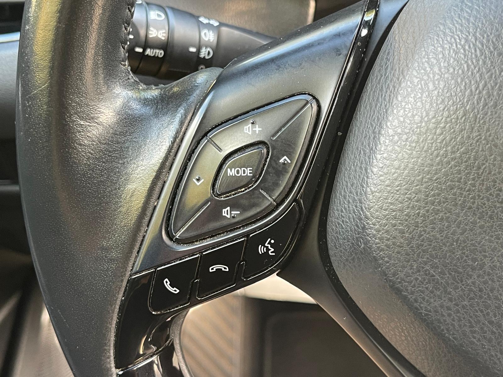 TOYOTA C-HR 2.0 Hybrid CVT 153 DYNAMIC