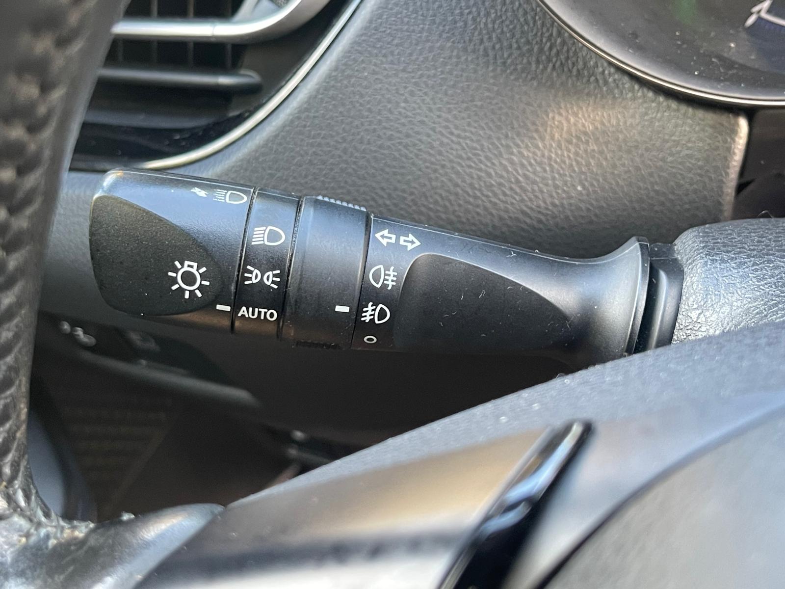 TOYOTA C-HR 2.0 Hybrid CVT 153 DYNAMIC