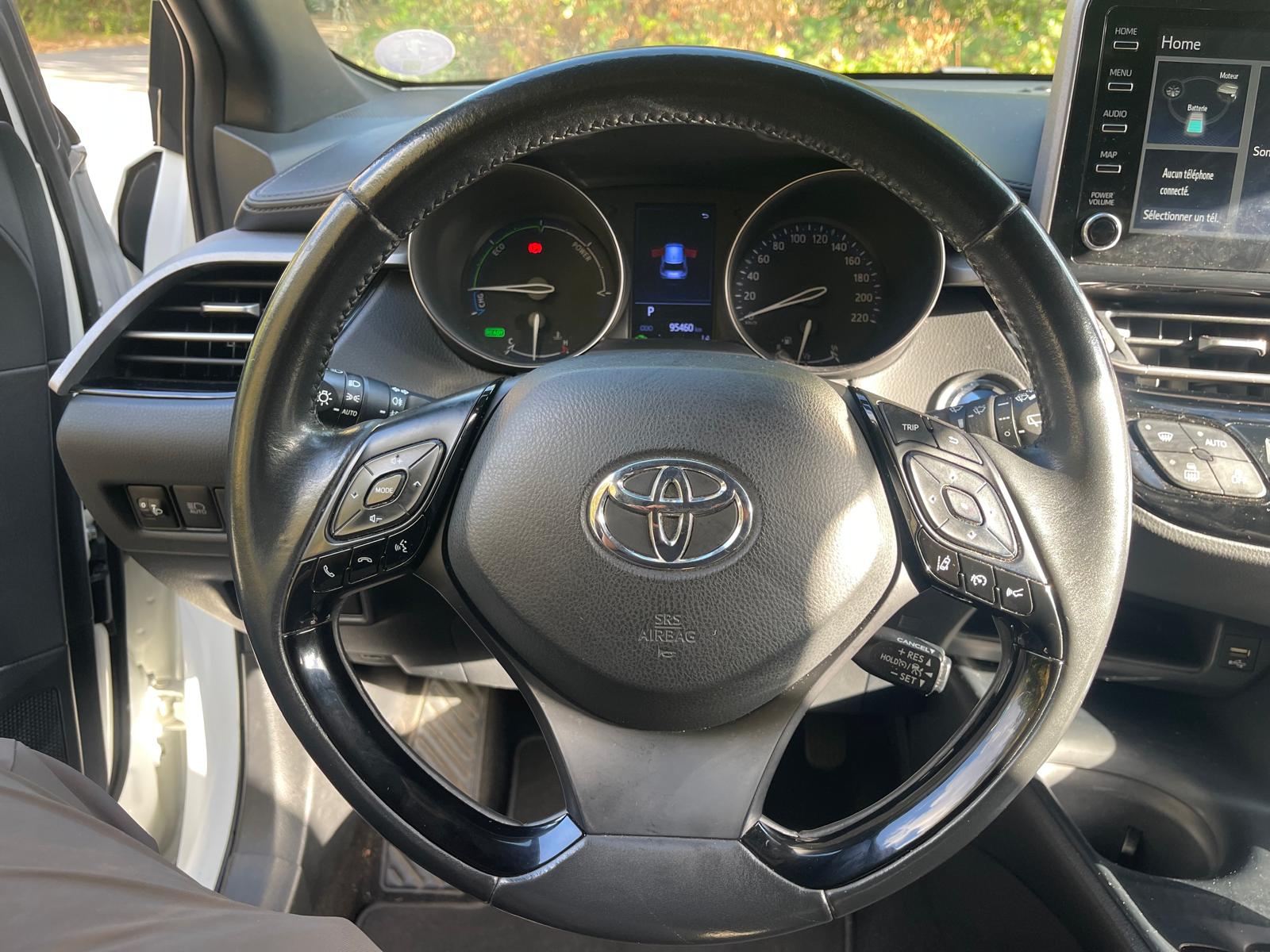 TOYOTA C-HR 2.0 Hybrid CVT 153 DYNAMIC