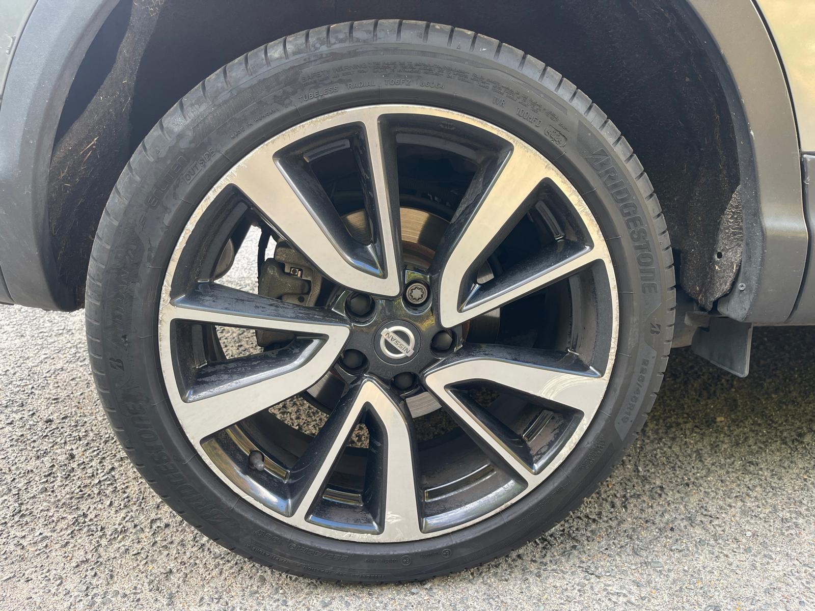 NISSAN Qashqai 1.2 Xtronic CVT 115 TEKNA