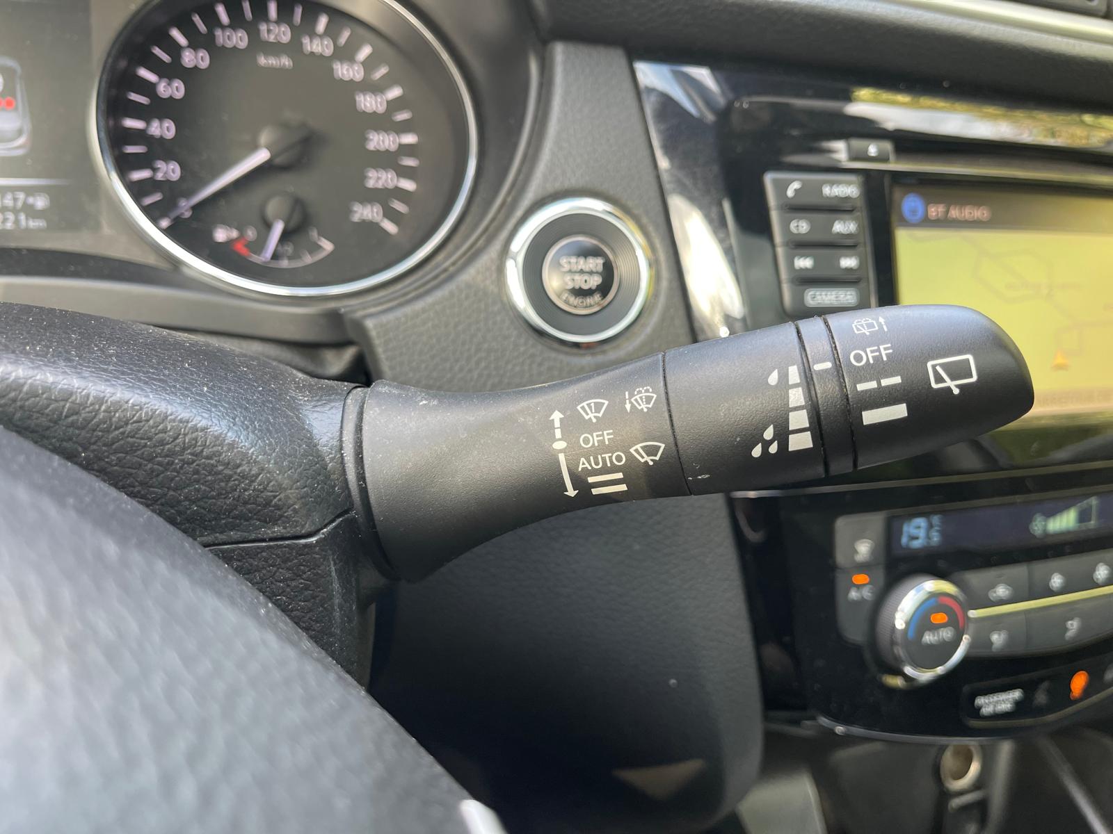 NISSAN Qashqai 1.2 Xtronic CVT 115 TEKNA