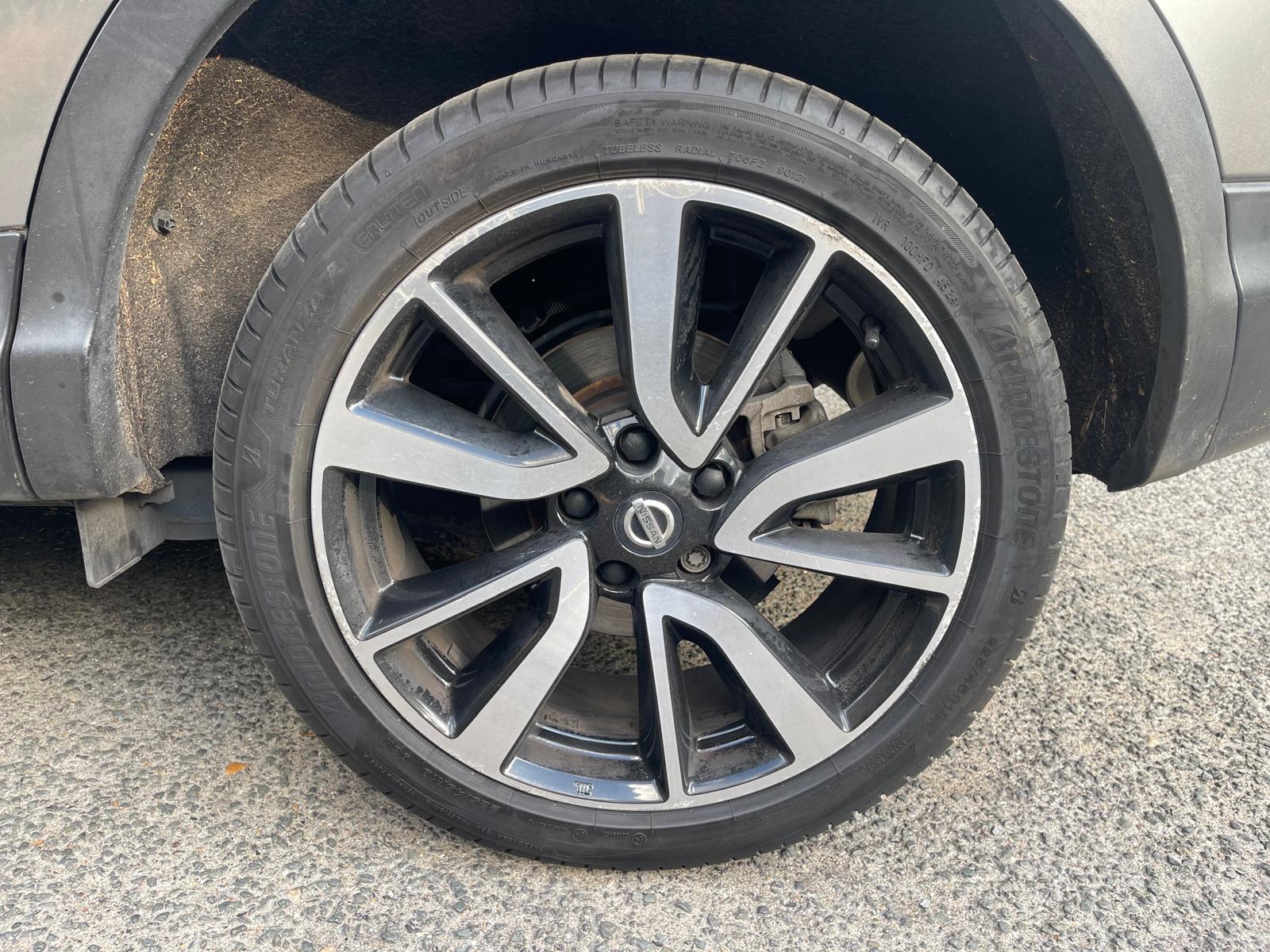 NISSAN Qashqai 1.2 Xtronic CVT 115 TEKNA