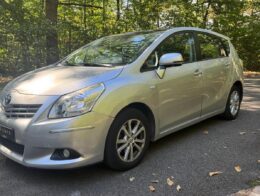 TOYOTA Verso 2.0 126 ACTIVE