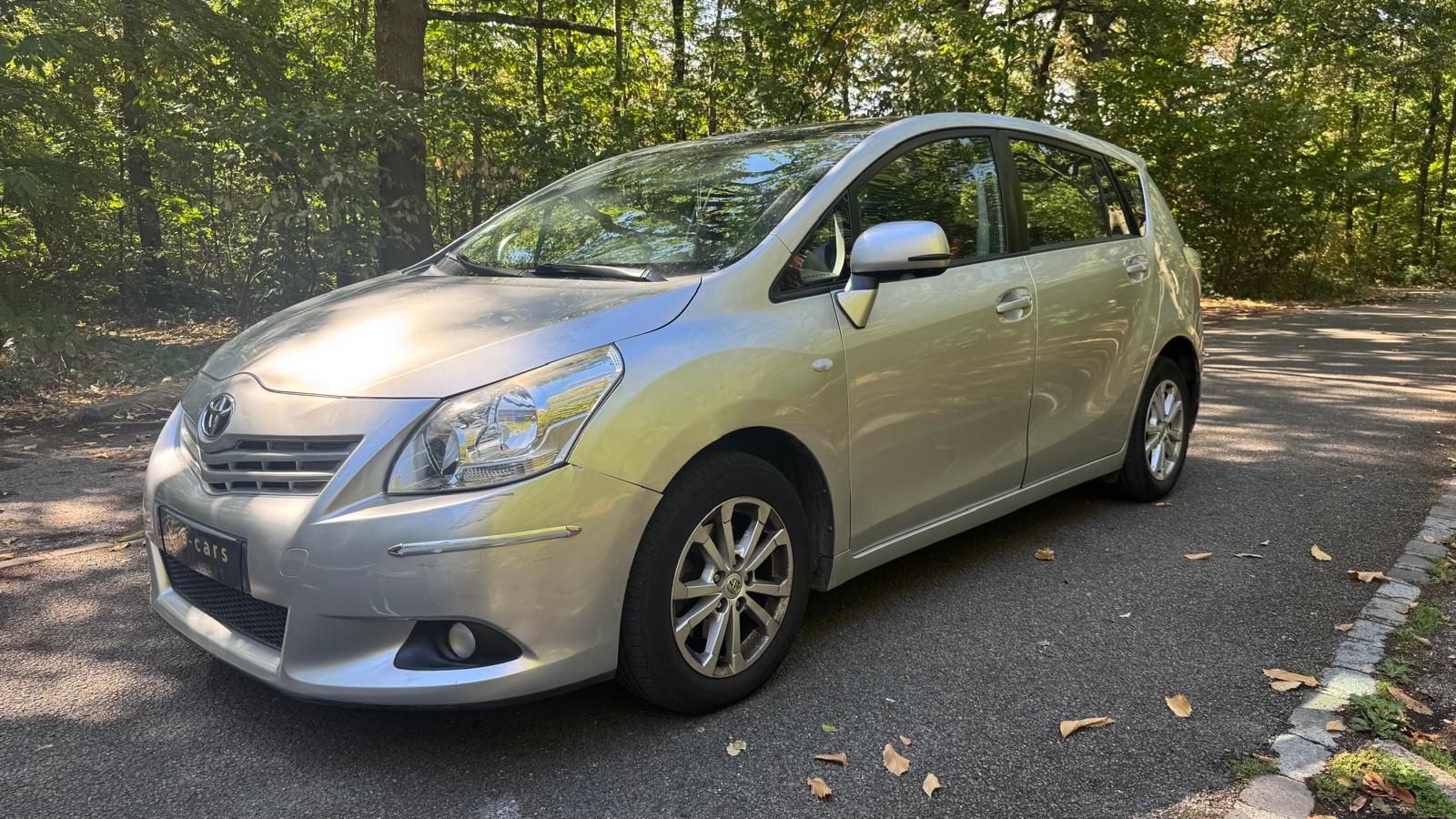 TOYOTA Verso 2.0 126 ACTIVE