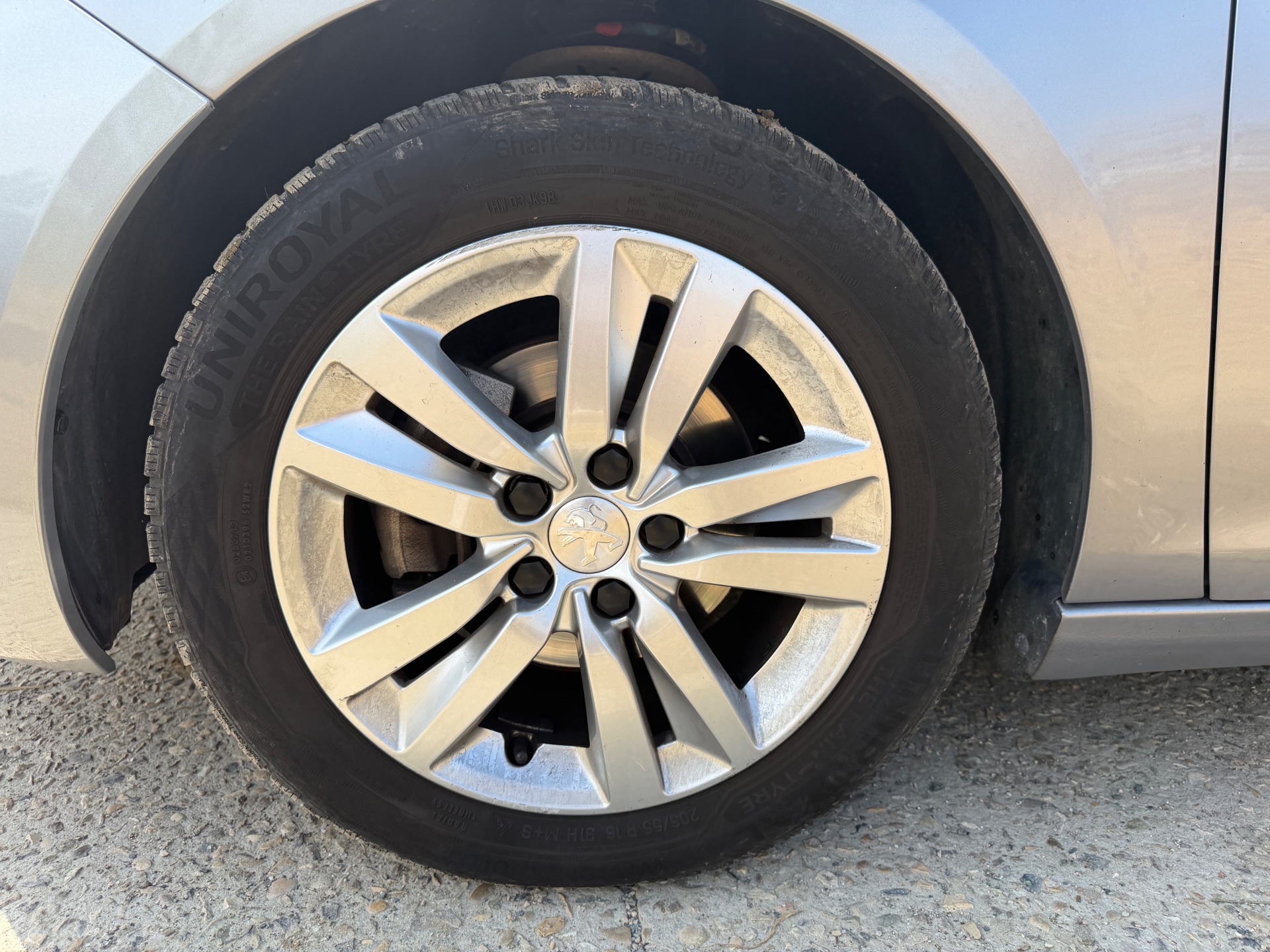 Peugeot 308 1,2 PURETECH 130ch ALLURE