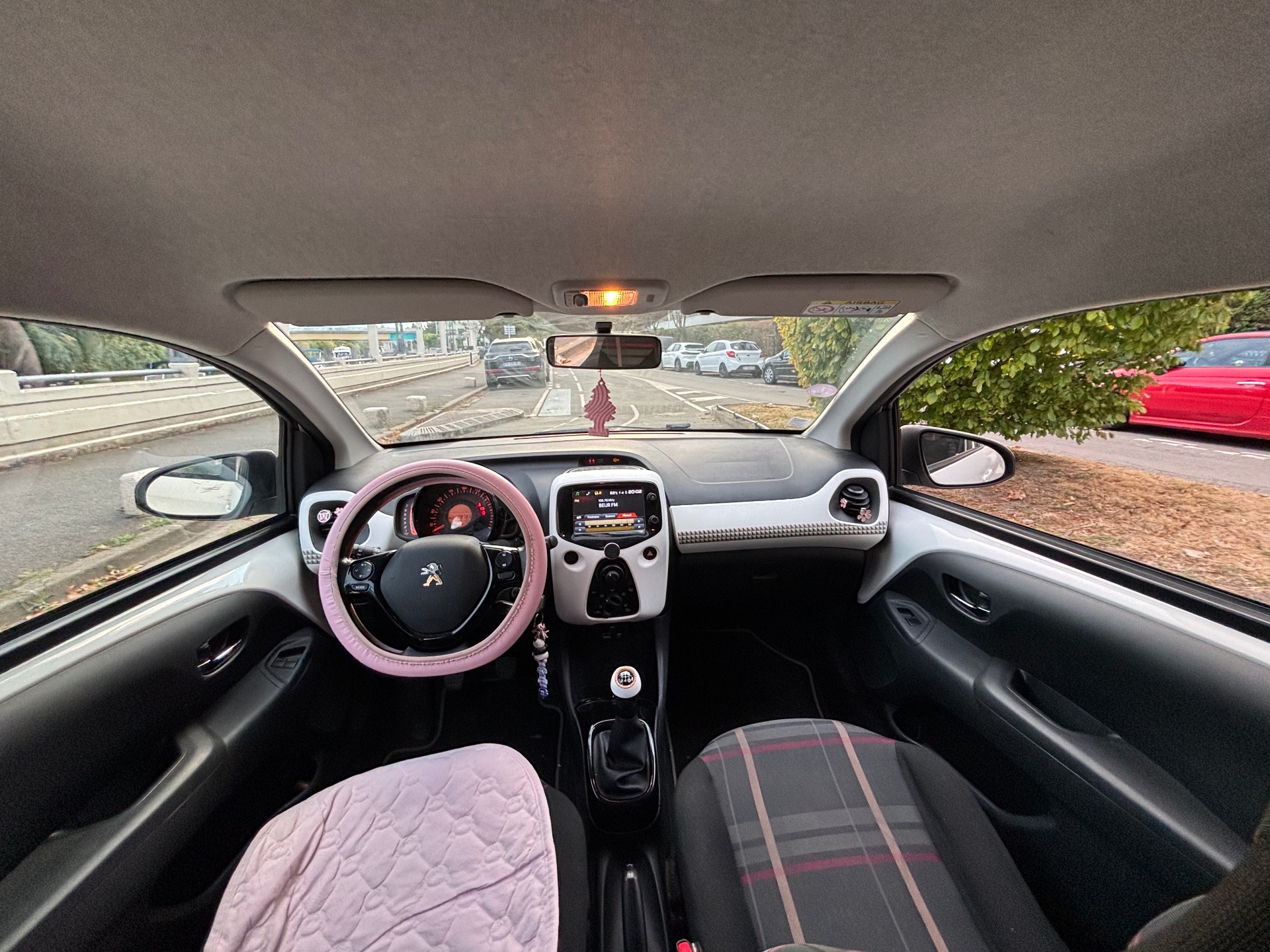 Peugeot 108 1.2 pure tech 82ch allure