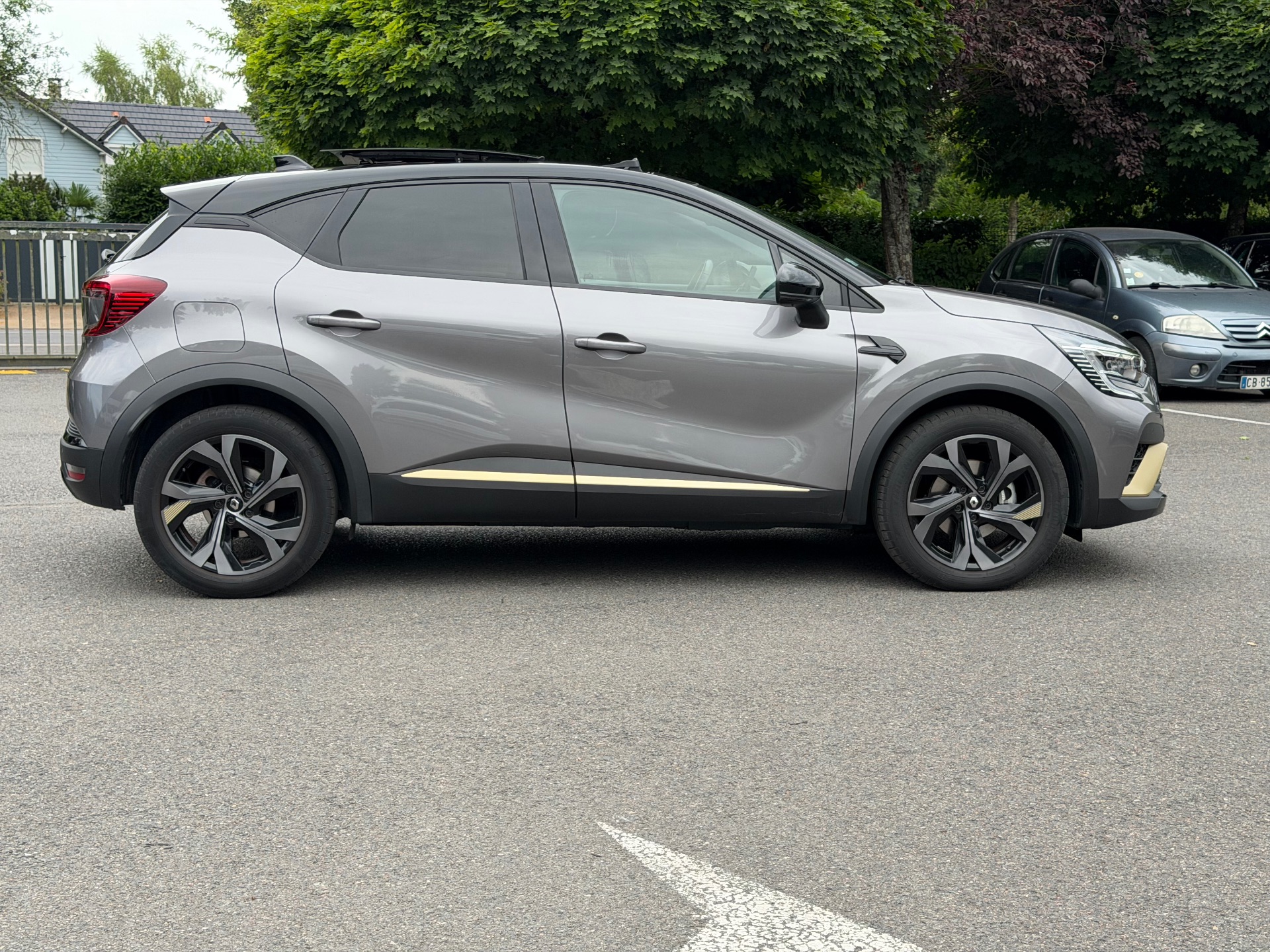 Renault Captur 1.6 i