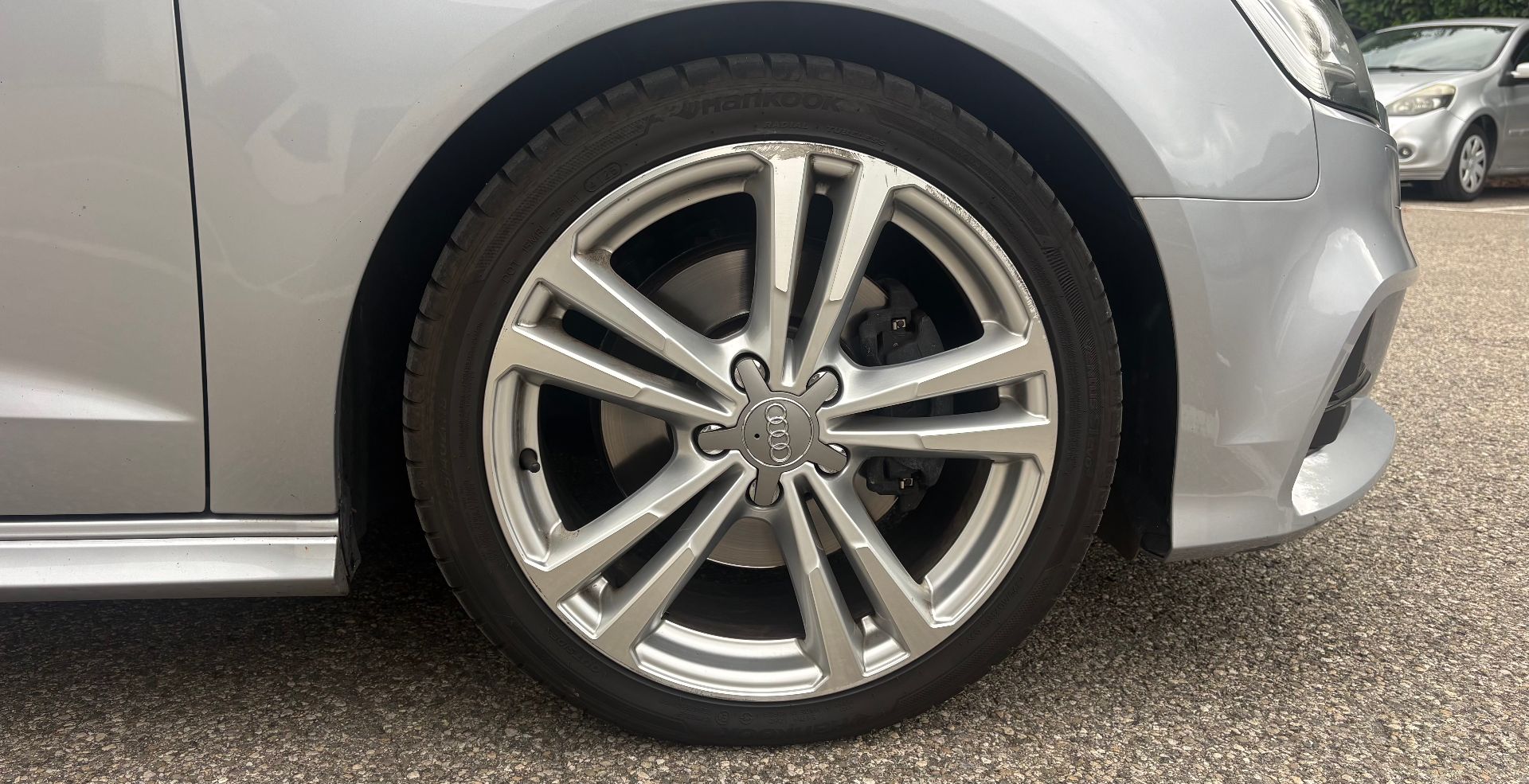Audi A3 2.0L TFSI 190ch S-LINE