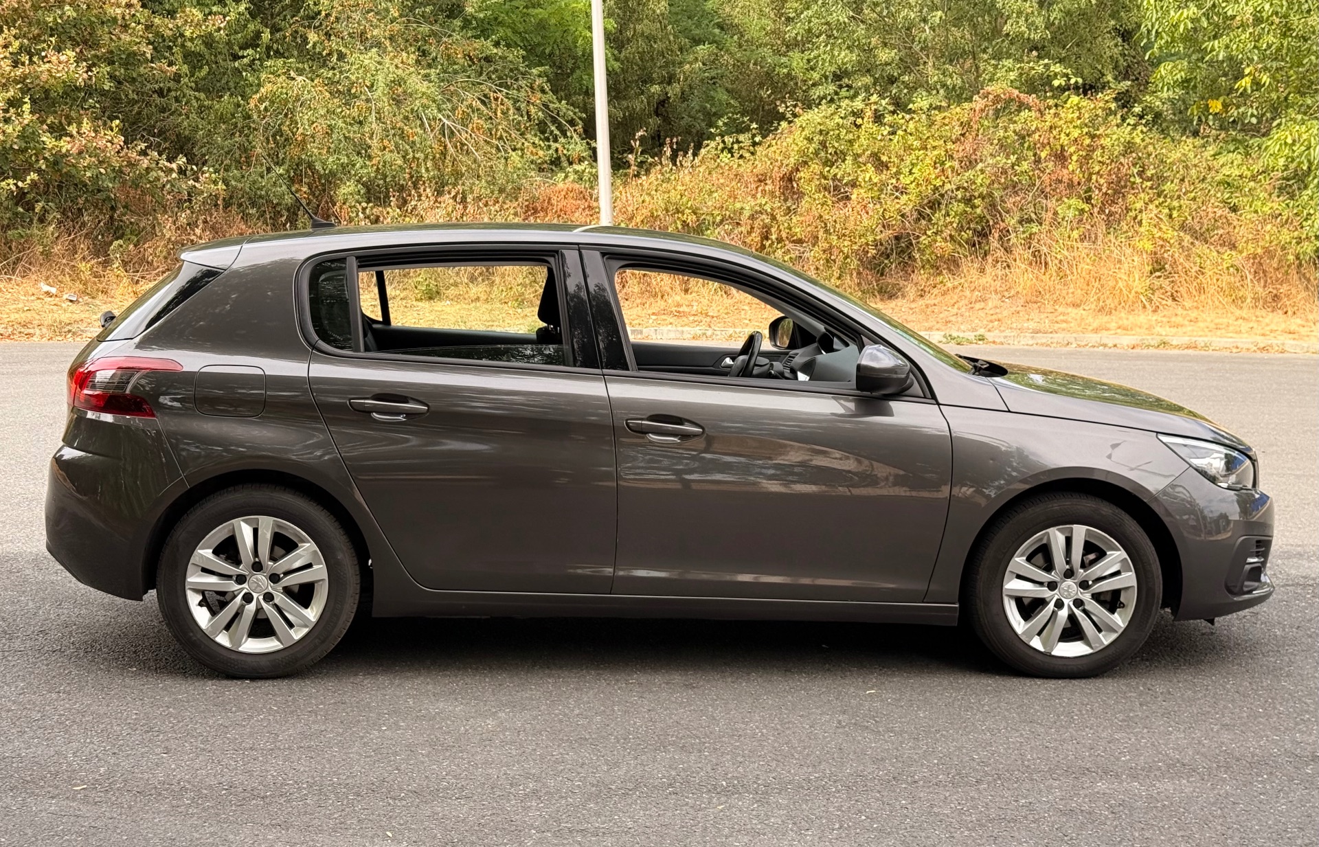 Peugeot 308 1.6L active business
