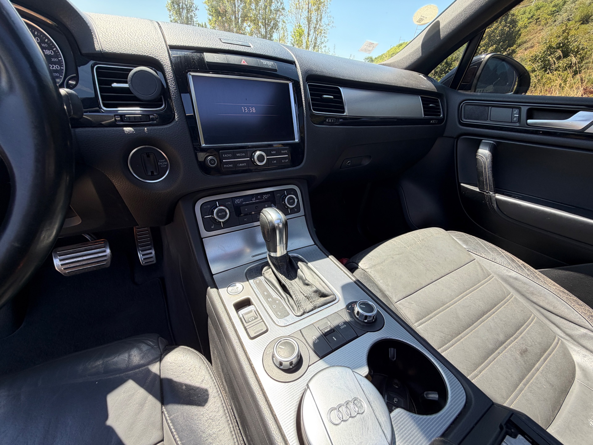 Volkswagen Touareg V8 4,2 TDI 340ch R line