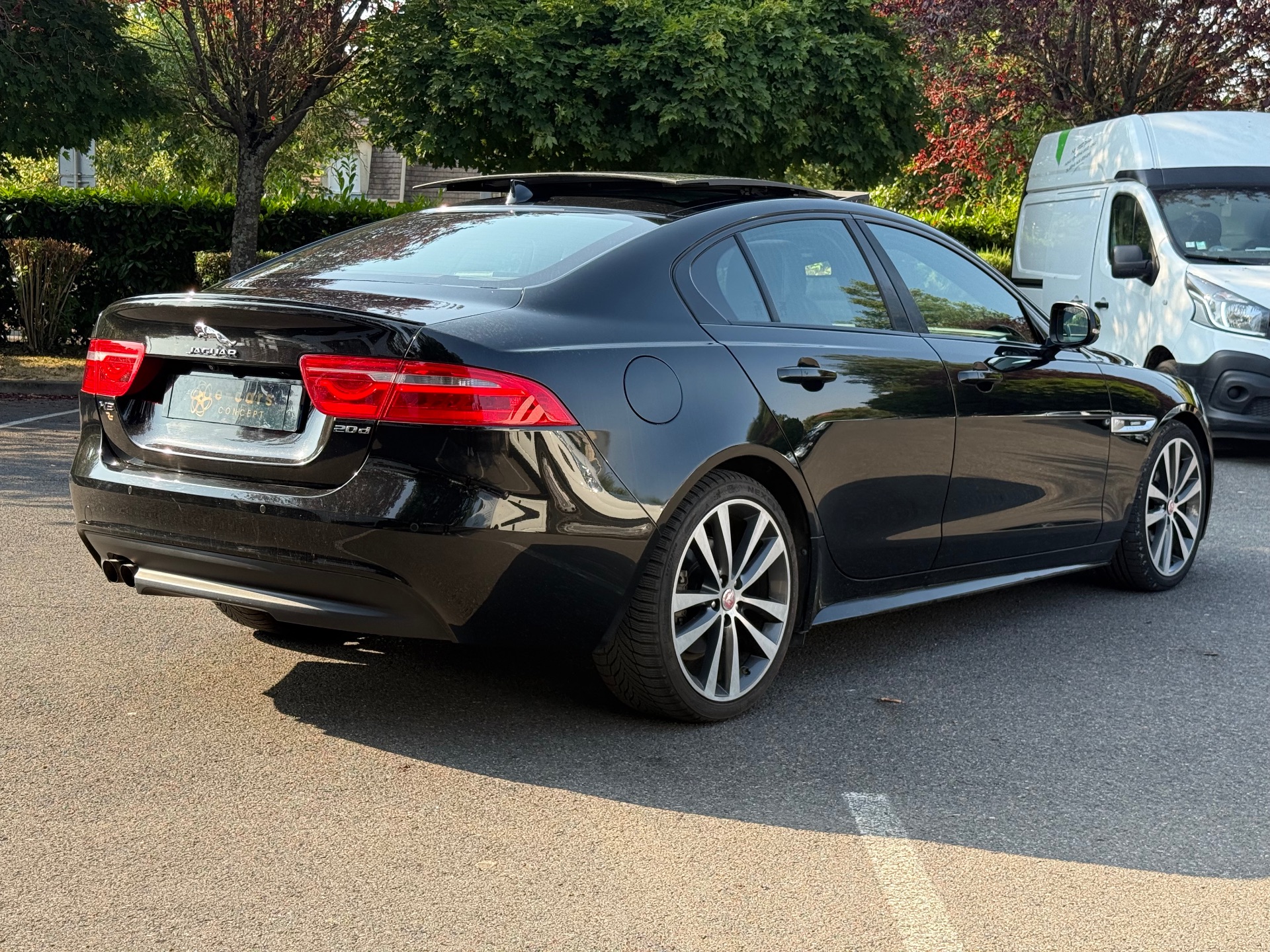 Jaguar XE 2.0 D 180ch 9.0 CV R-sport