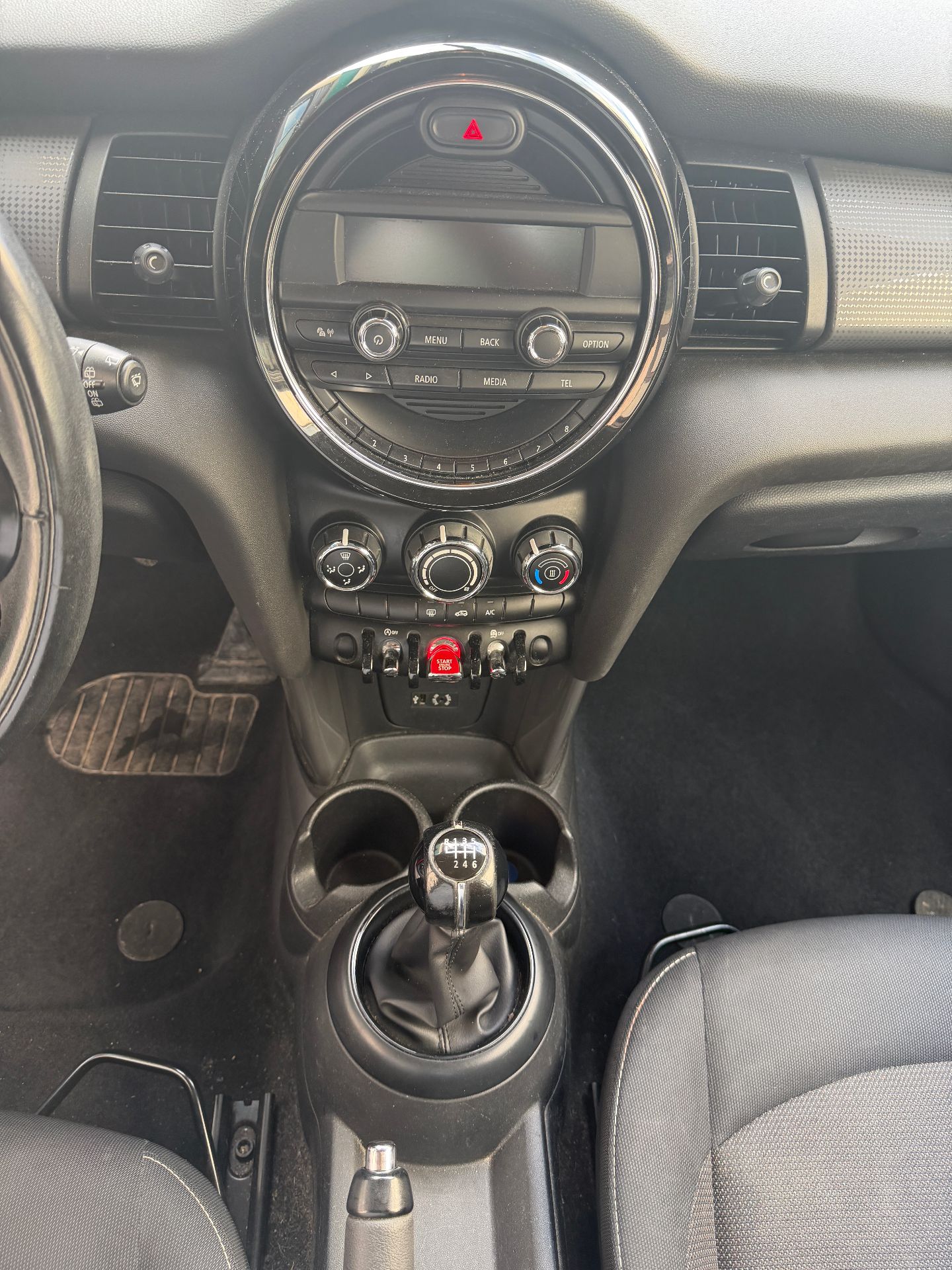 MINI “Cooper D” – 9 490 € (PRIX OK)