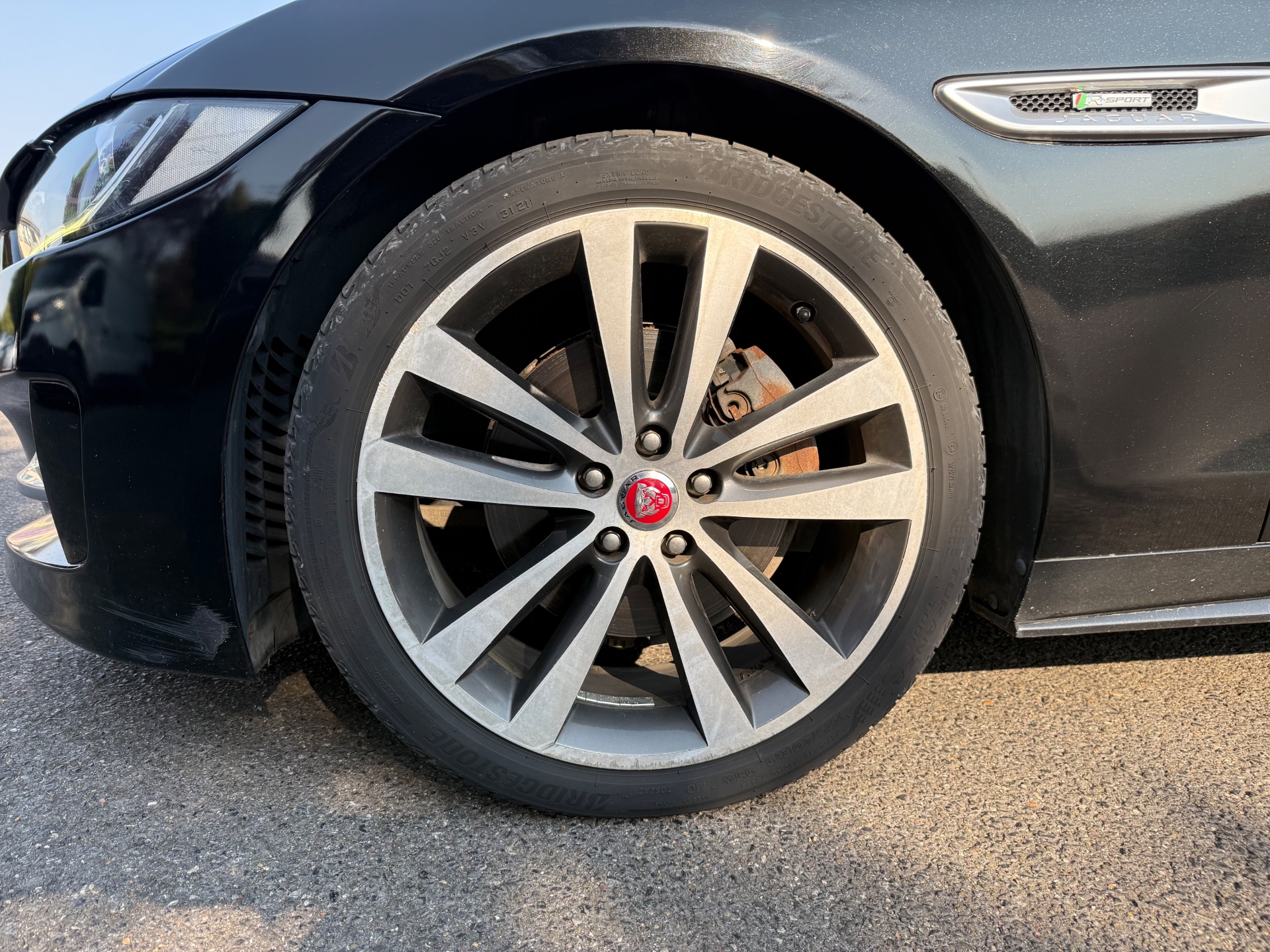 Jaguar XE 2.0 D 180ch 9.0 CV R-sport