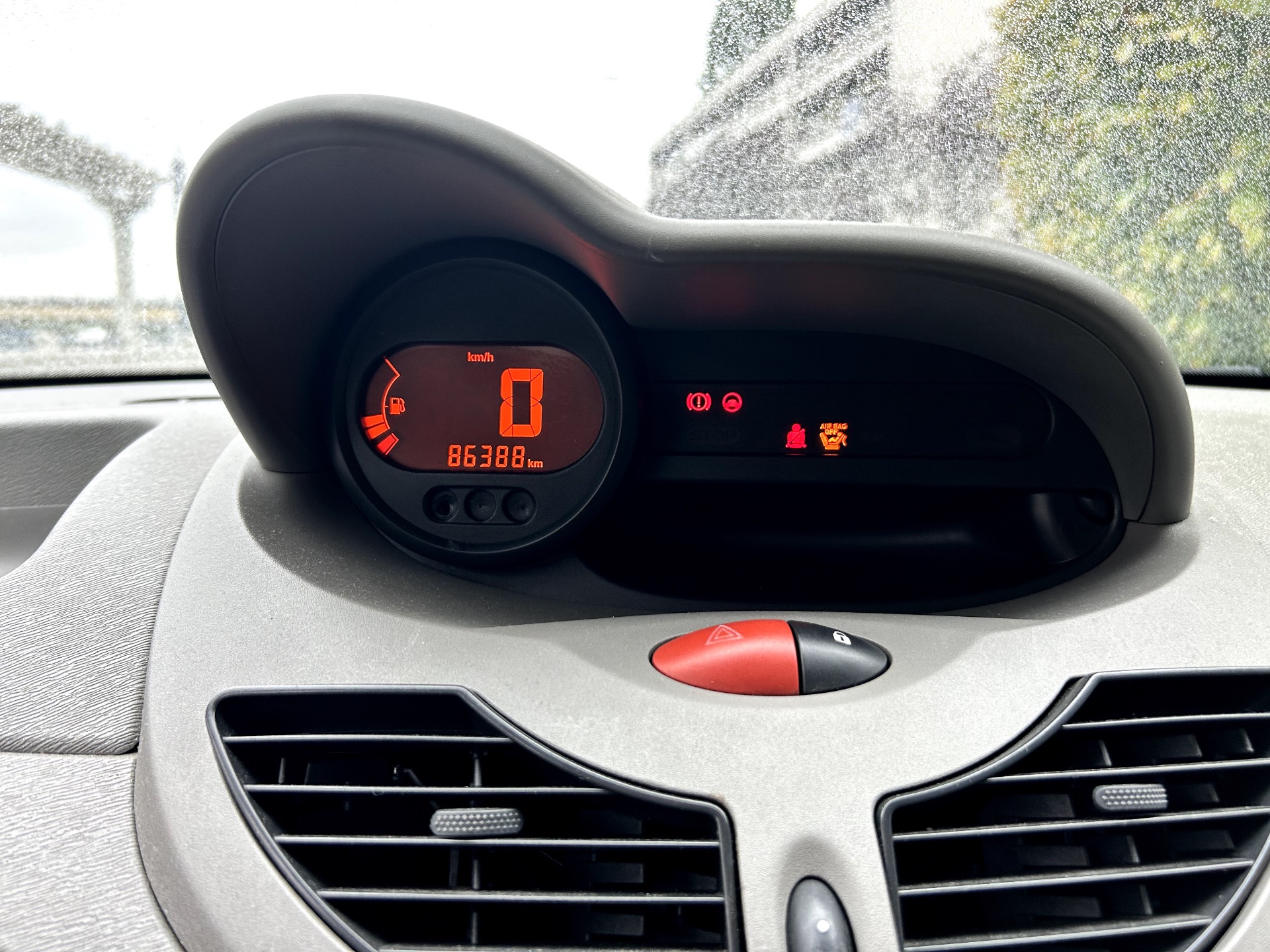 Renault twingo 2 1.2 58ch eco expression