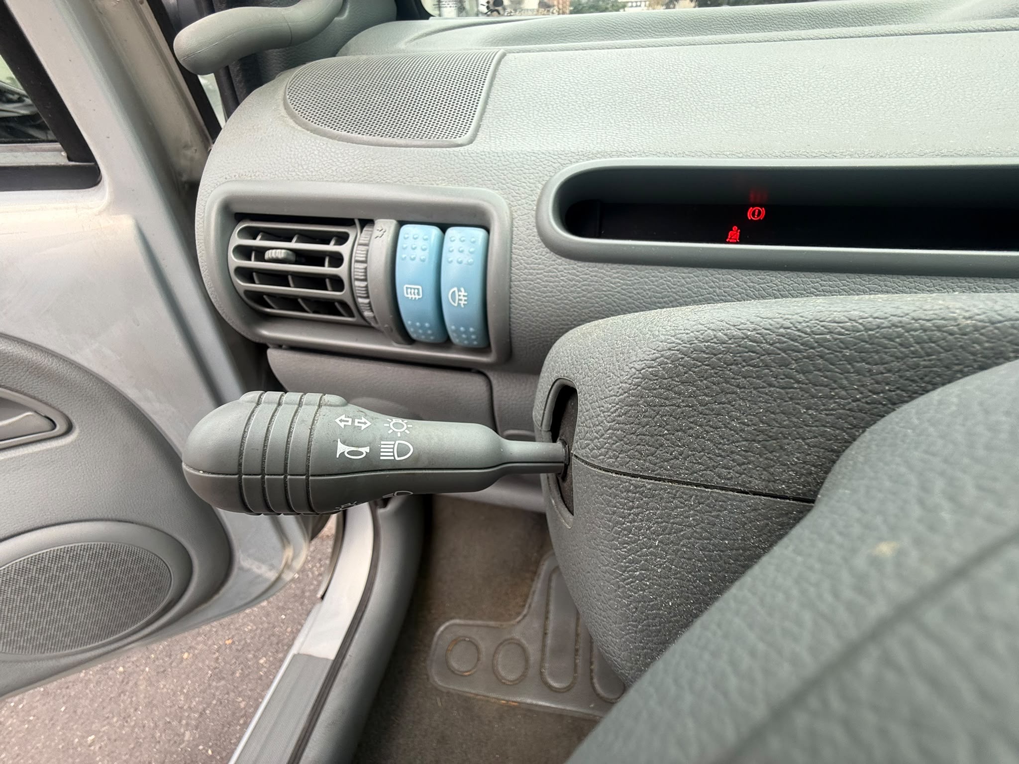 Renault Twingo 1.2 60cv