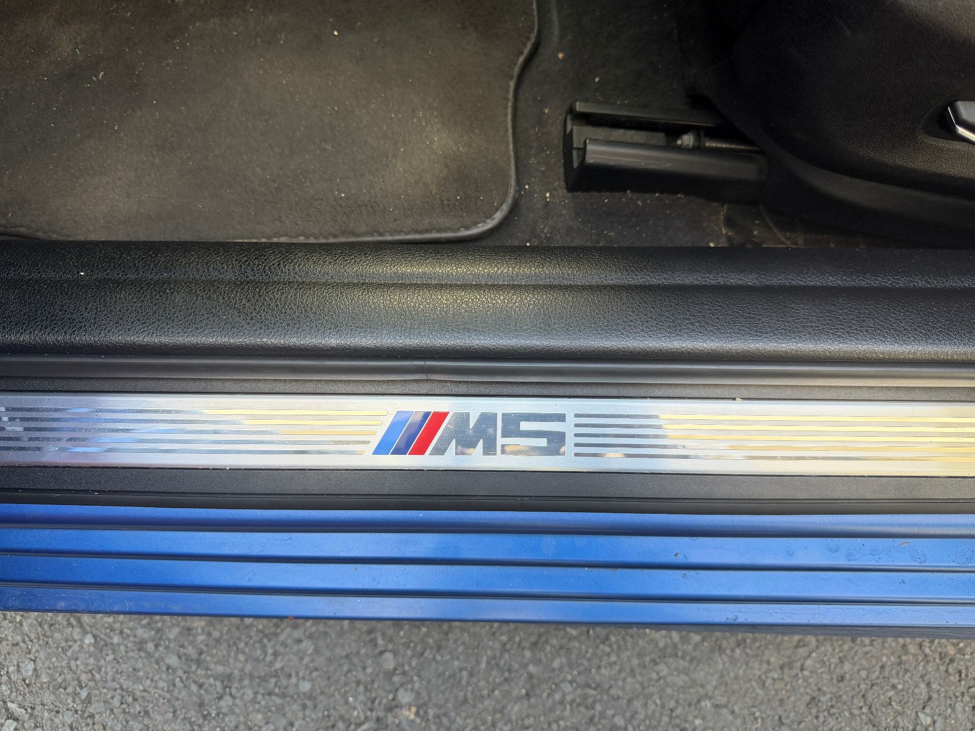 BMW M5 “Frozen Blue”