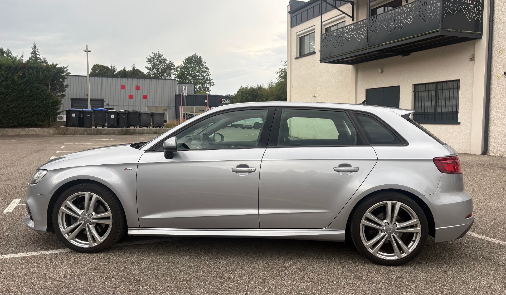 Audi A3 2.0L TFSI 190ch S-LINE