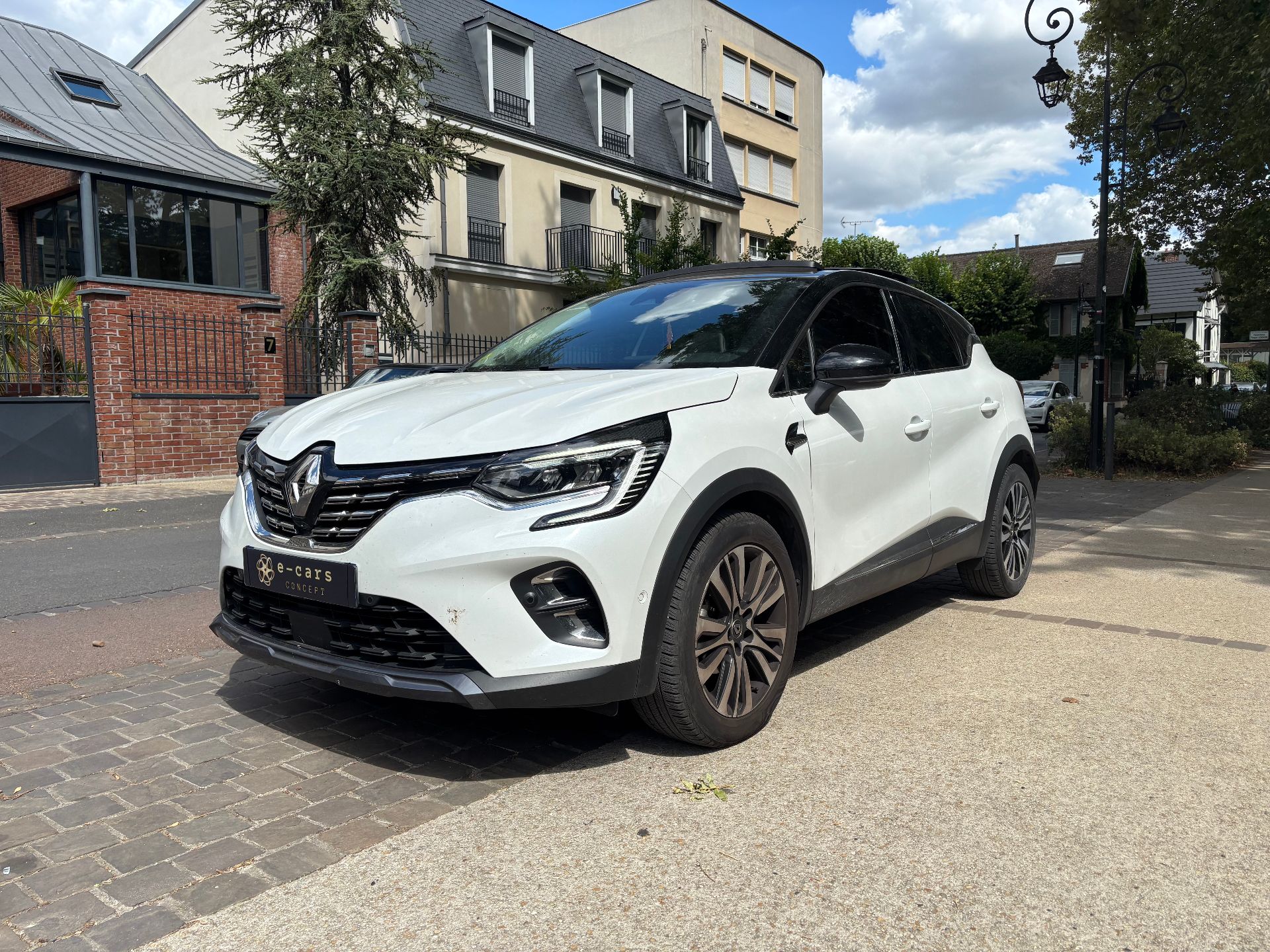 Renault Captur 1,5L DCI INITIAL PARIS II 1.5 Blue dCi DPF EDC7 S&S 115 cv Boîte auto