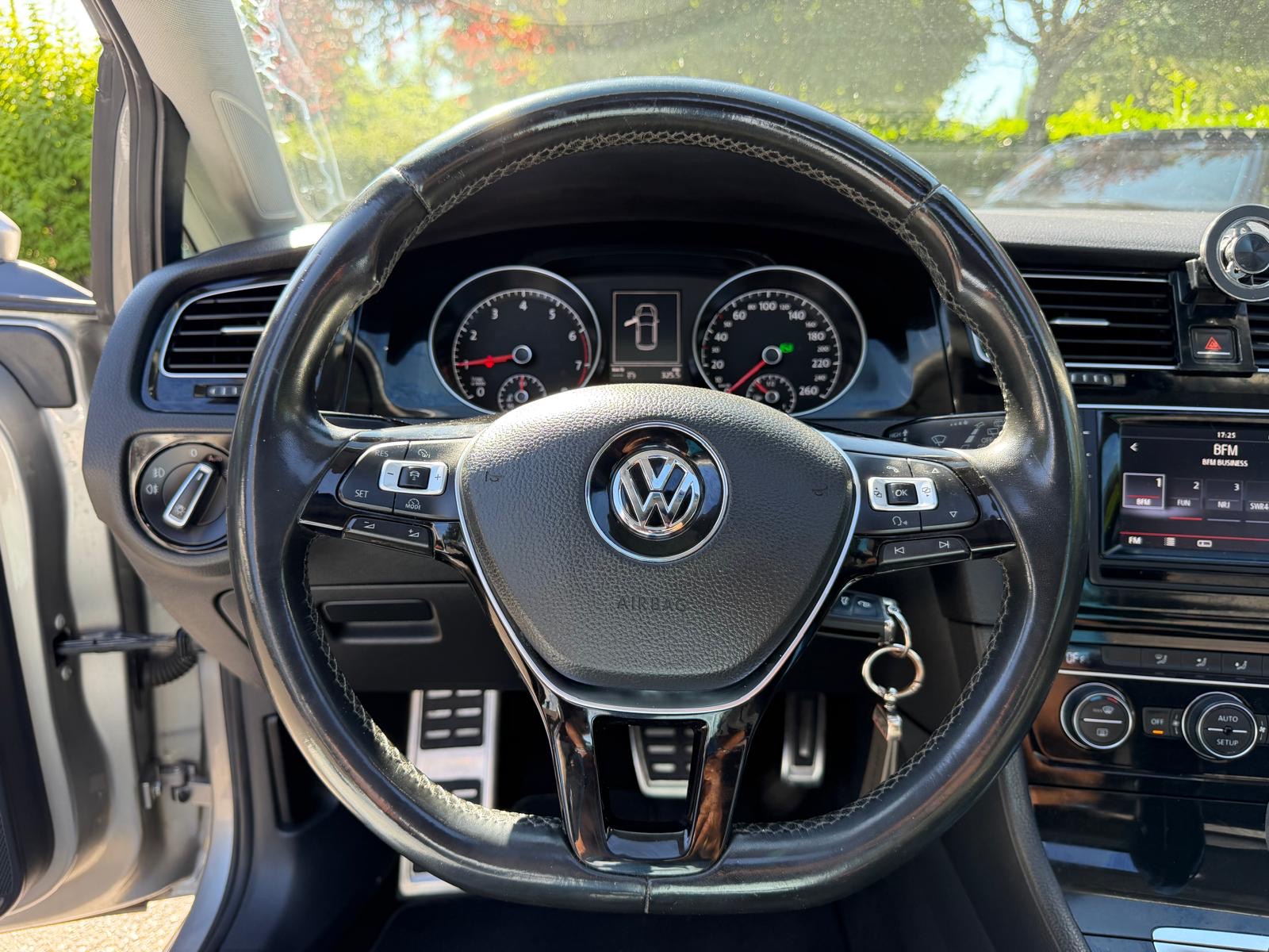 Volkswagen Golf 7 VII 1.4 TSI 16v Blue motion 140ch 140ch Carat