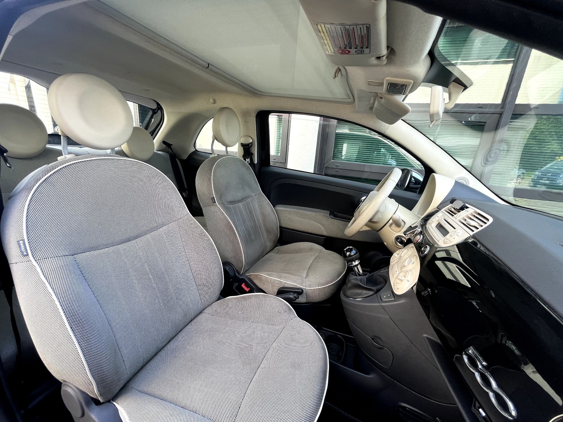 FIAT 500 1.2L 69ch Lounge