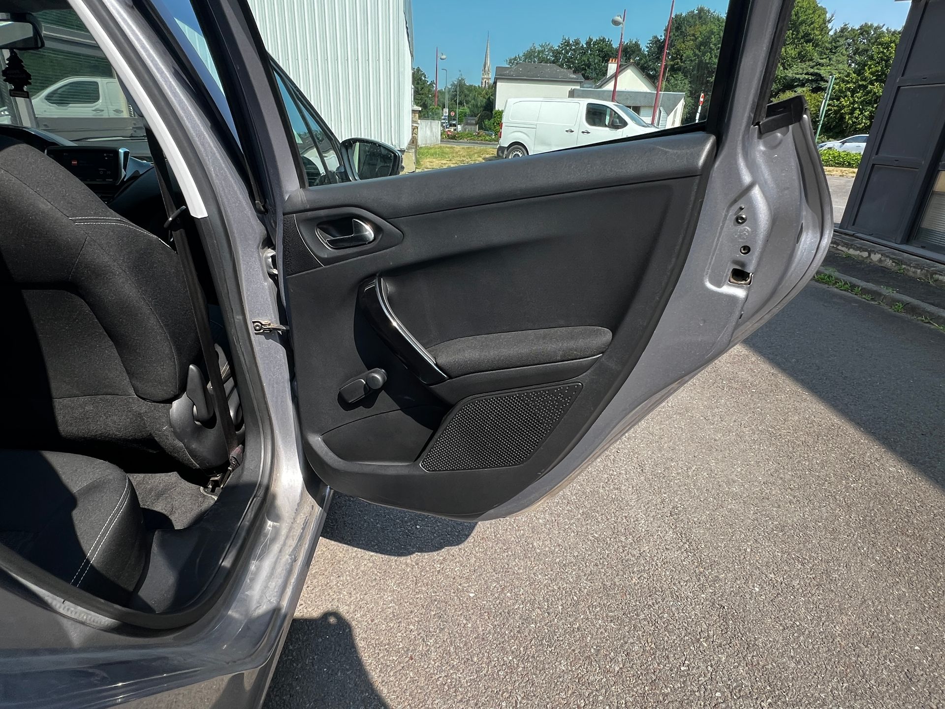 Peugeot 208 1.5l BlueHDI ACTIVE