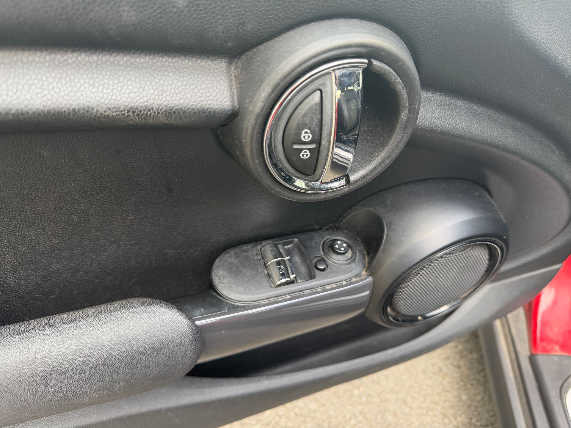 MINI “Cooper D” – 9 490 € (PRIX OK)