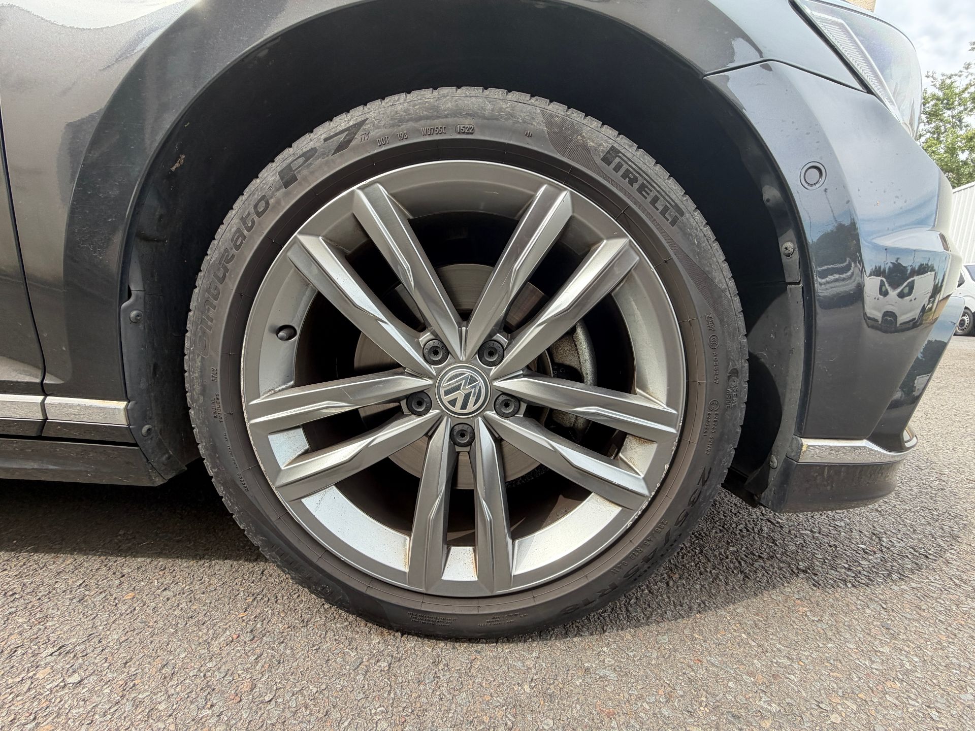 Volkswagen Passat 150 Ch « R-Line » – 16480€