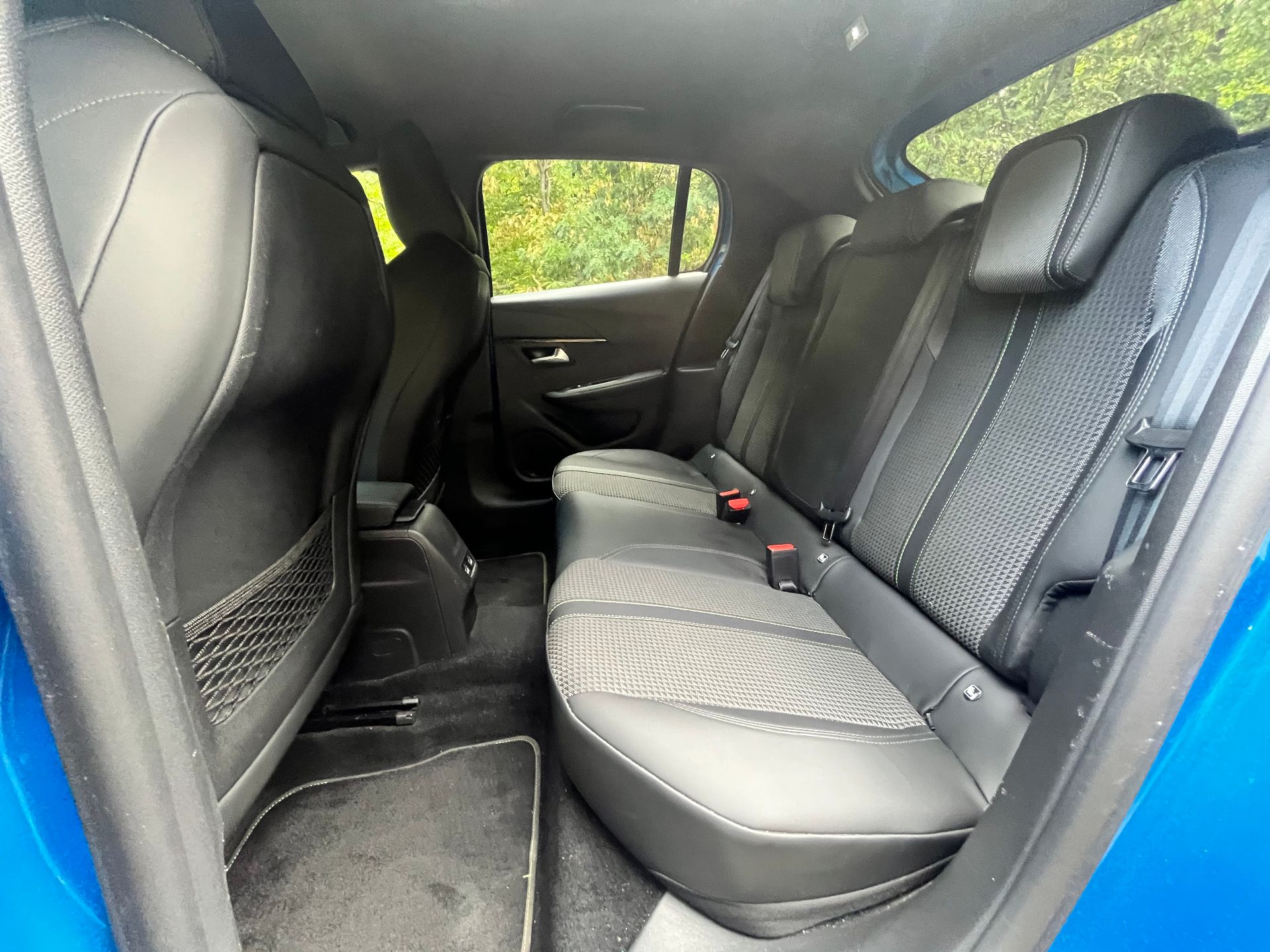 PEUGEOT 208 1,2L 12v 100ch GT line