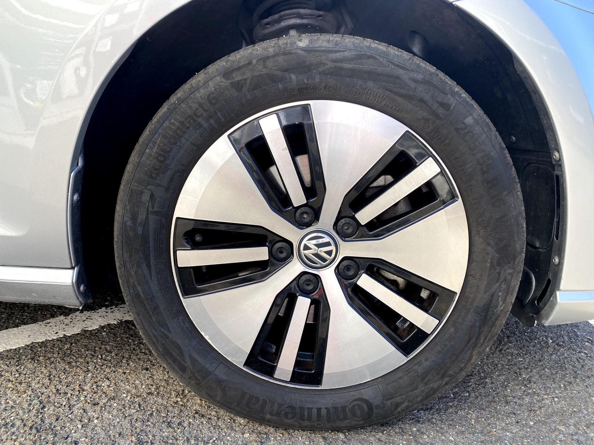Volkswagen Golf 7 VII 116ch e-Golf