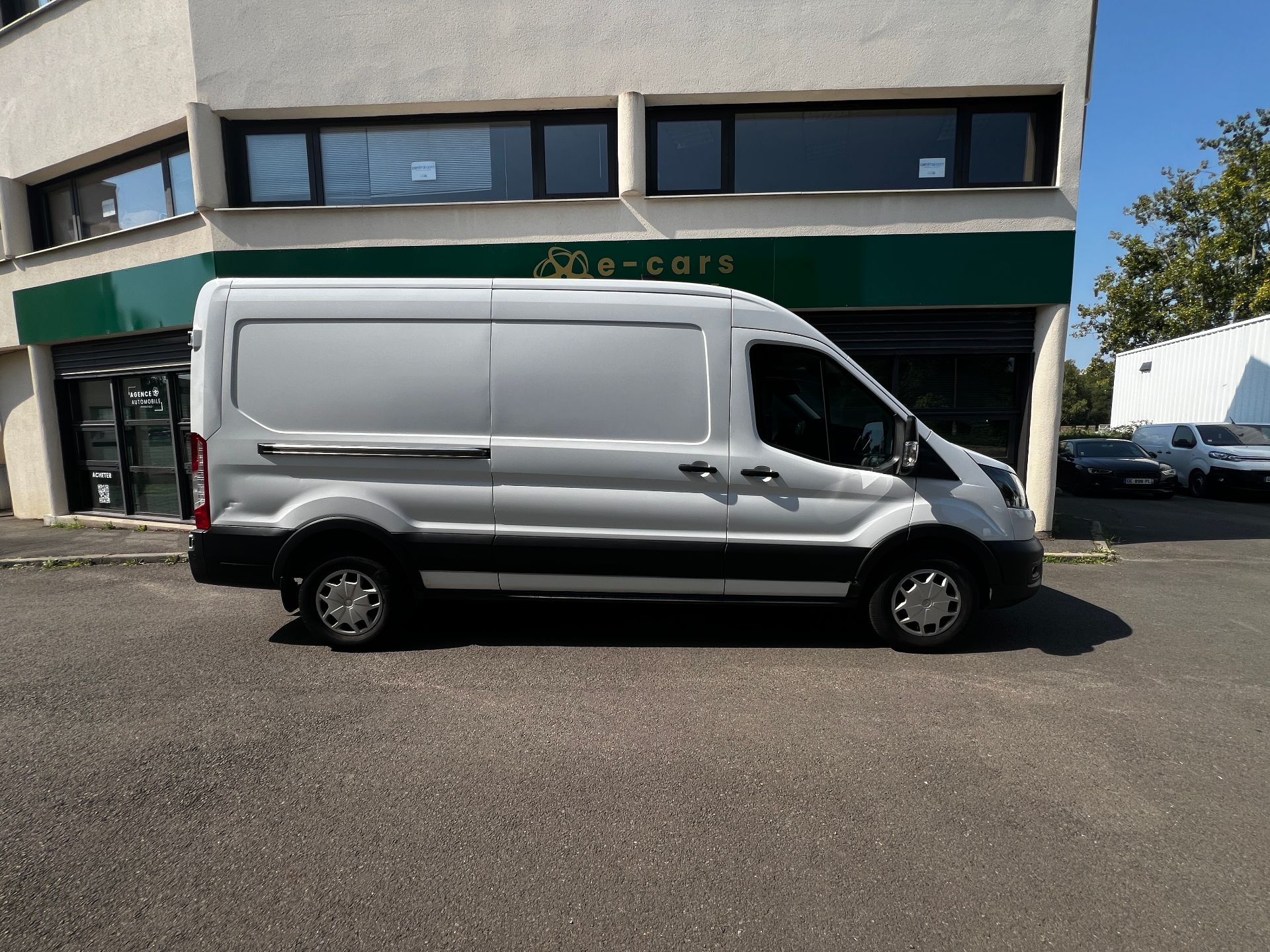 FORD TRANSIT L3H2 2.0 ECOBLUE 130ch Trend Buisness