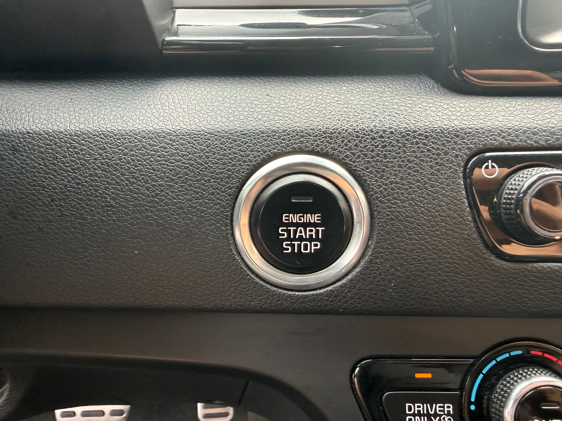 Kia Niro 1.6 GDI 16v HYBRID 141 ch DCT6 Boîte auto 141ch Design