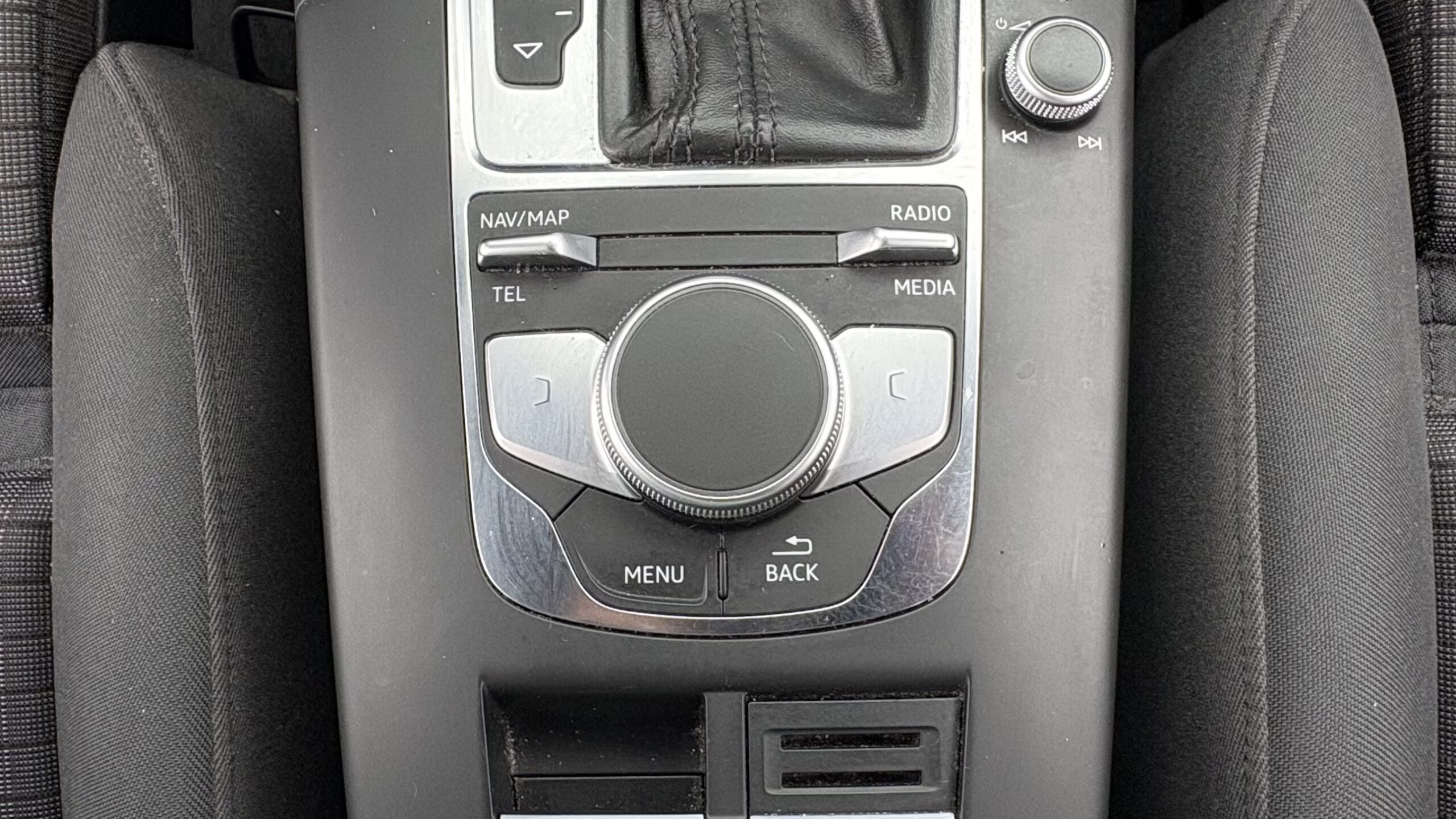Audi A3 2.0L TFSI 190ch S-LINE