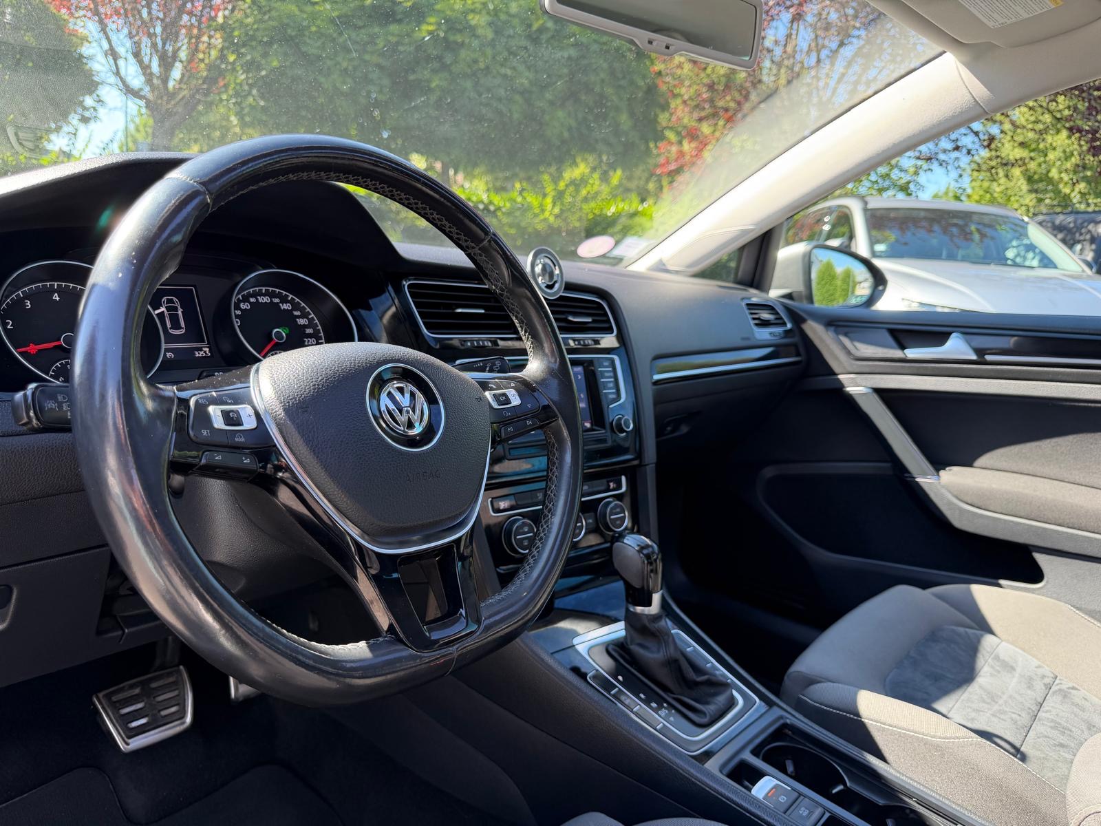 Volkswagen Golf 7 VII 1.4 TSI 16v Blue motion 140ch 140ch Carat