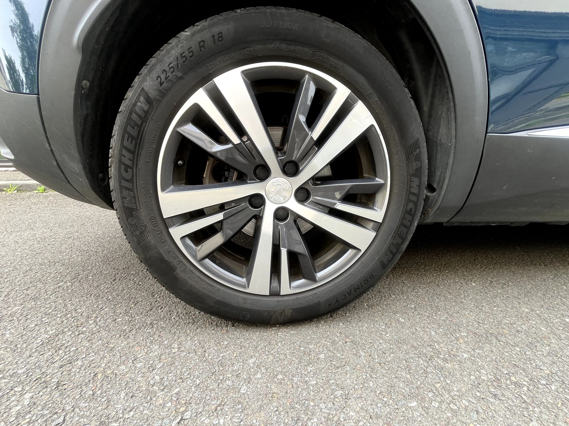 Peugeot 3008 Hybrid 225 ch e-EAT8 Allure Pack
