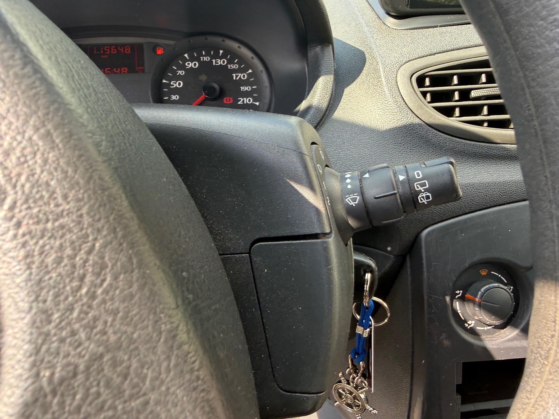 Renault Clio III 1.2 16V 75ch Authentique