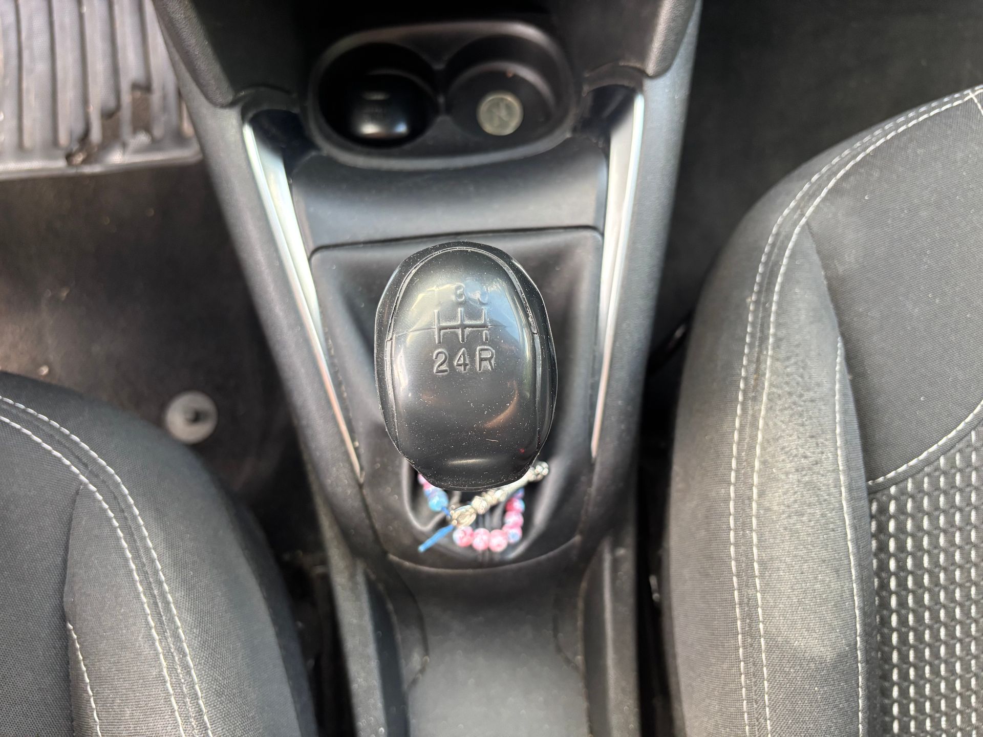 Peugeot 208 1.5 bleu HDI Tech édition