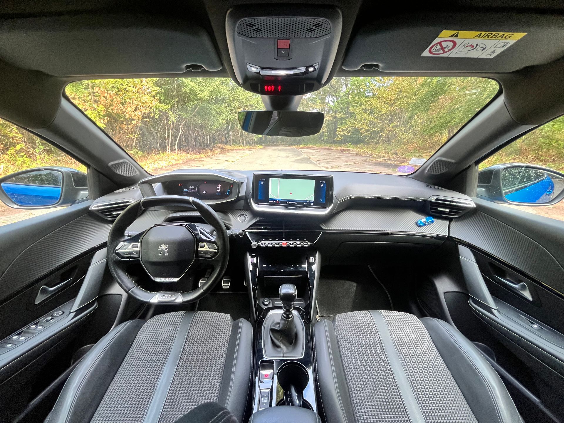 PEUGEOT 208 1,2L 12v 100ch GT line