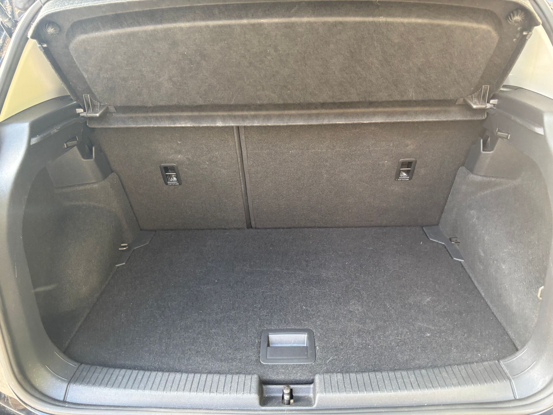 Volkswagen T-Cross 1.0L TSI carat