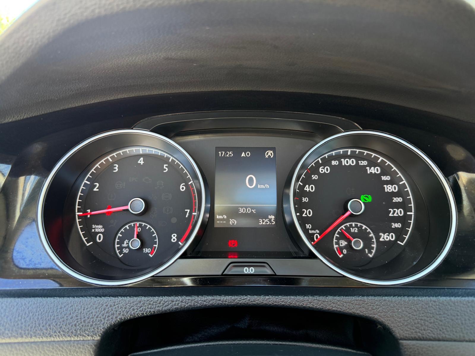 Volkswagen Golf 7 VII 1.4 TSI 16v Blue motion 140ch 140ch Carat