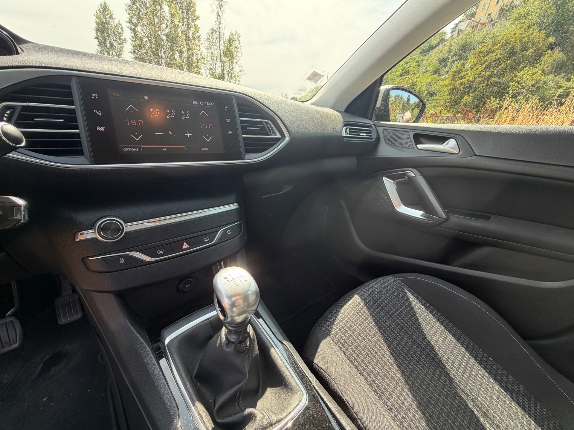 Peugeot 308 1,2 PURETECH 130ch ALLURE