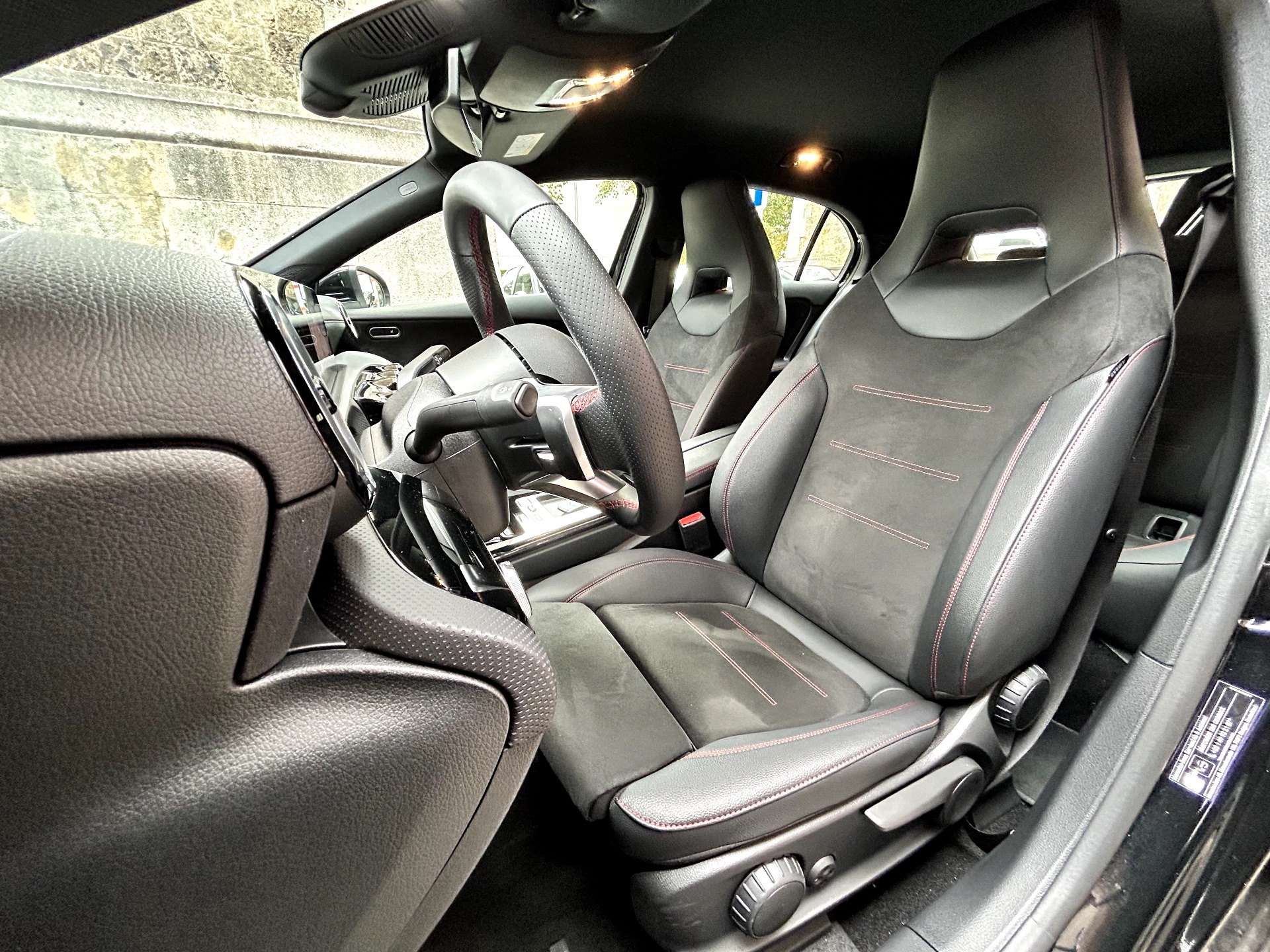 Mercedes-Benz Classe A 2.0 d 16V 8G-DCT 150 150ch AMG line