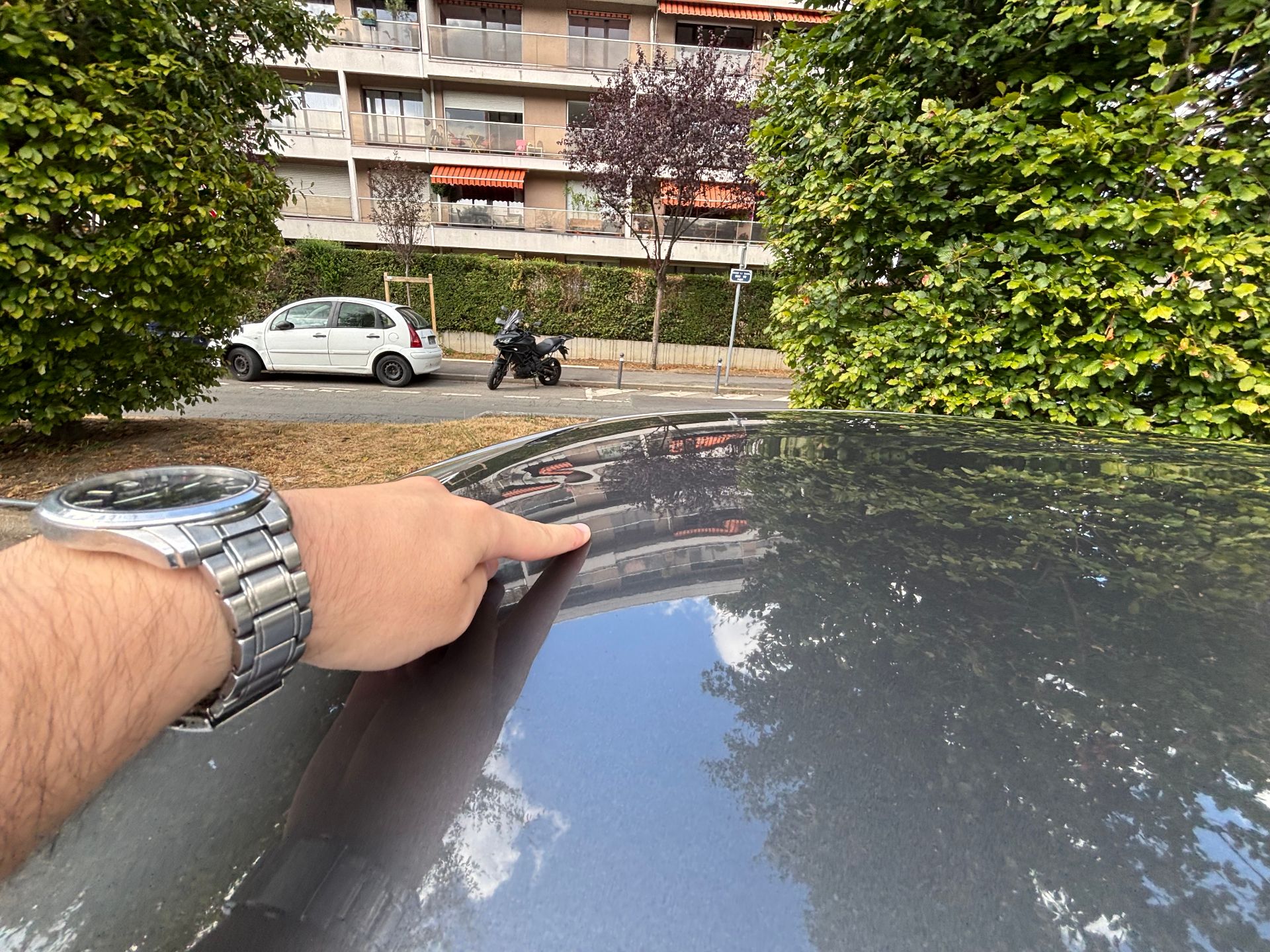 Peugeot 208 1.5 bleu HDI Tech édition