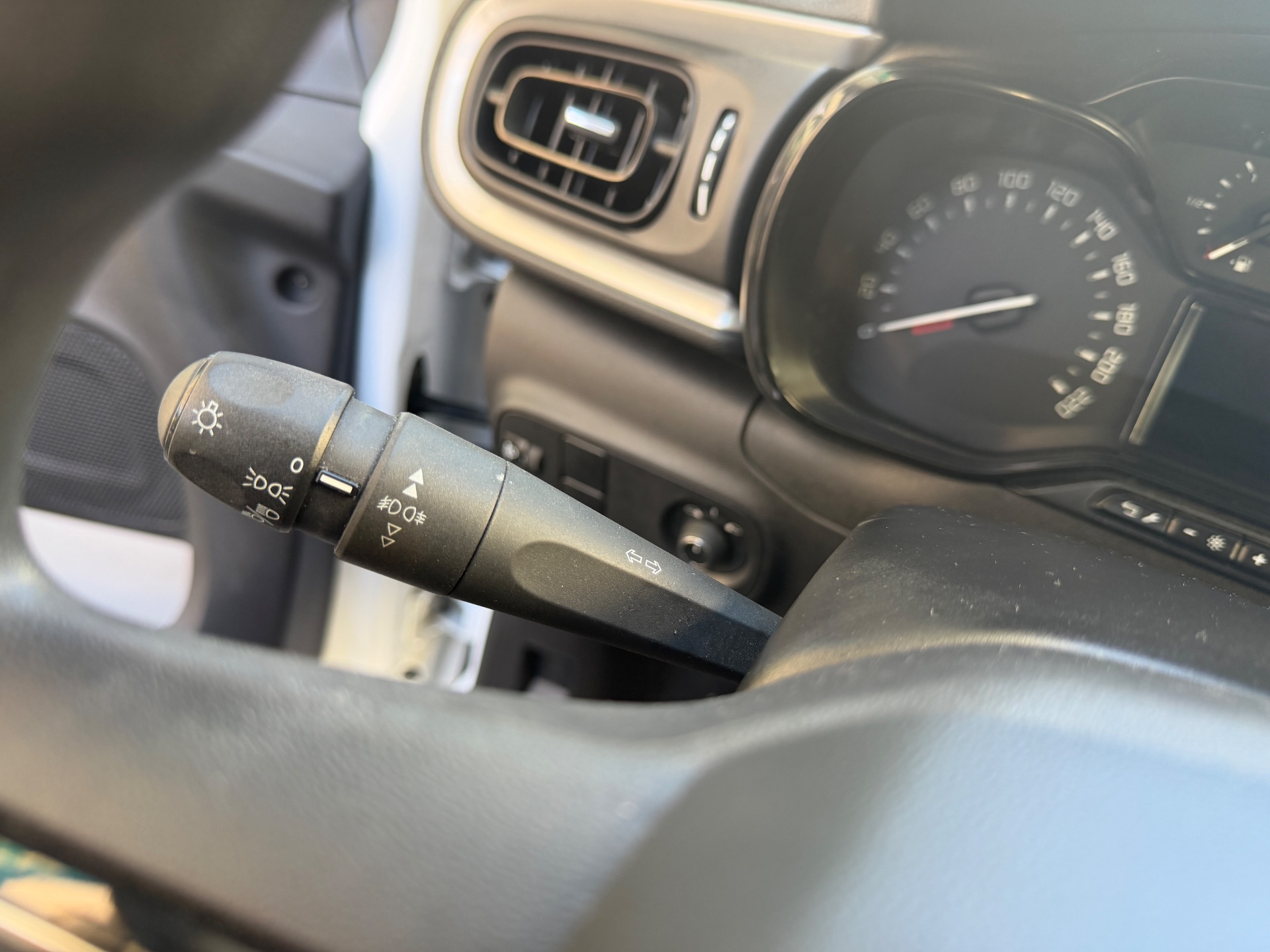 Citroën C3 BlueHDI 100Ch “Feel”