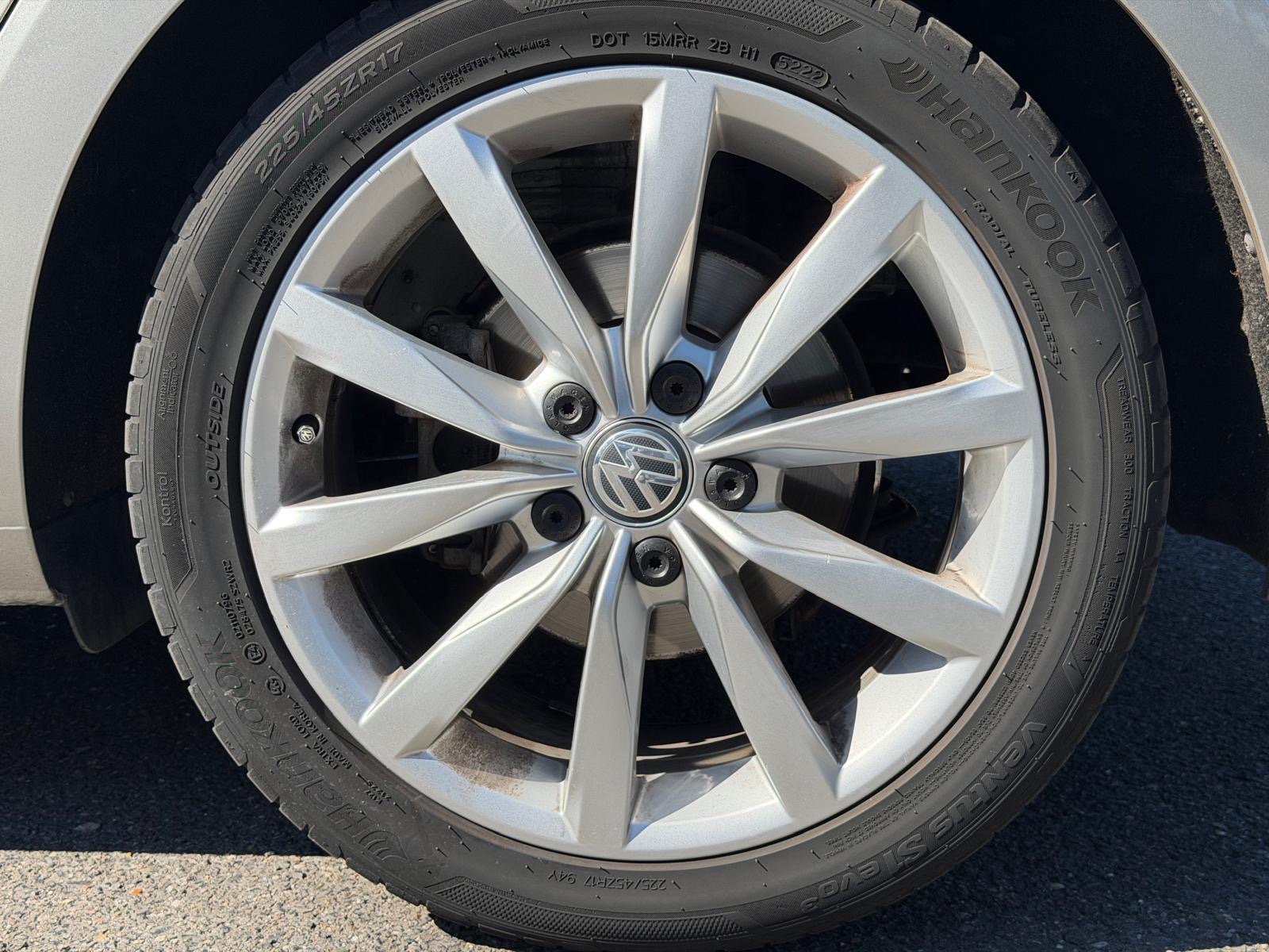 Volkswagen Golf 7 VII 1.4 TSI 16v Blue motion 140ch 140ch Carat