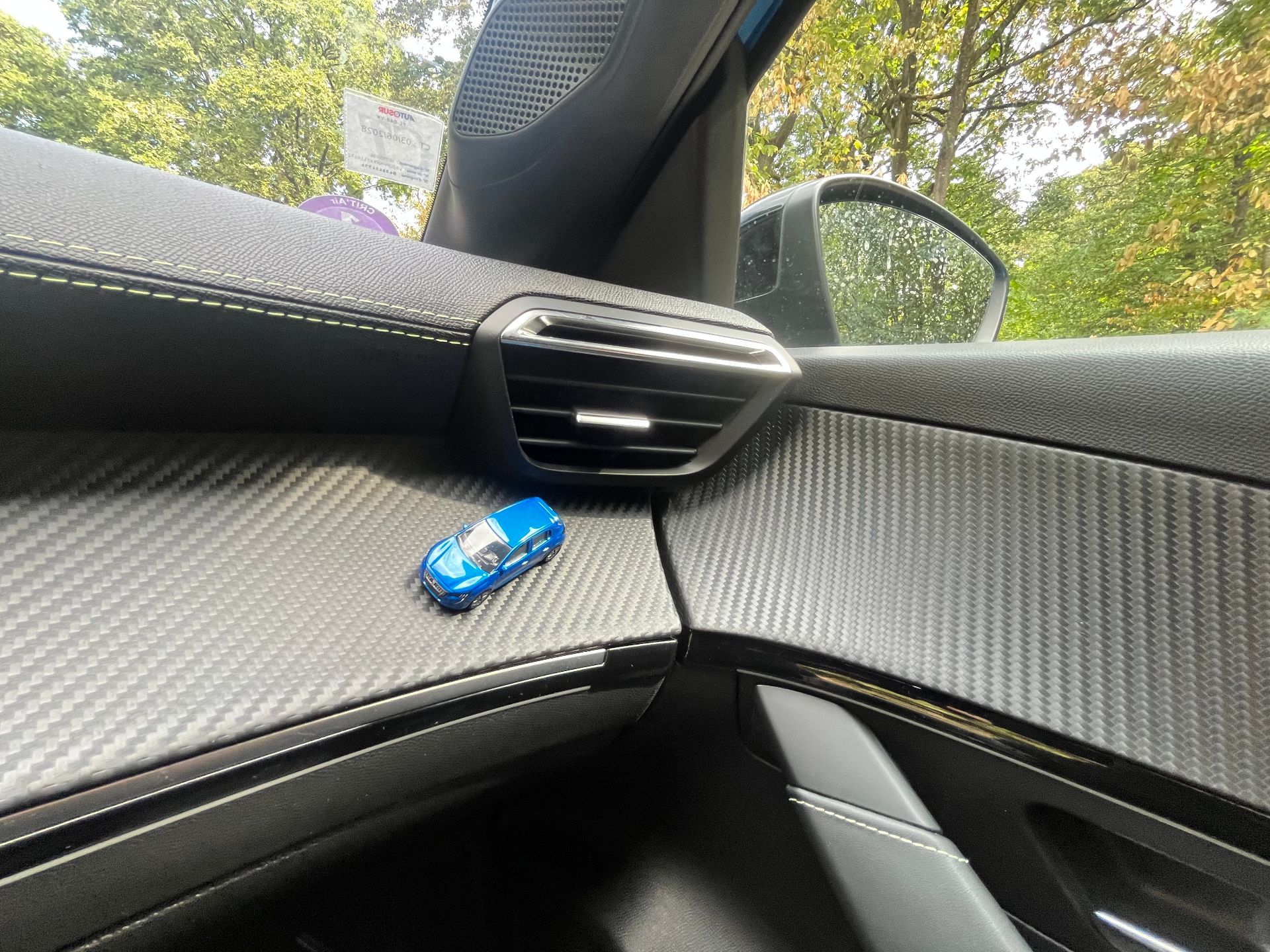 PEUGEOT 208 1,2L 12v 100ch GT line