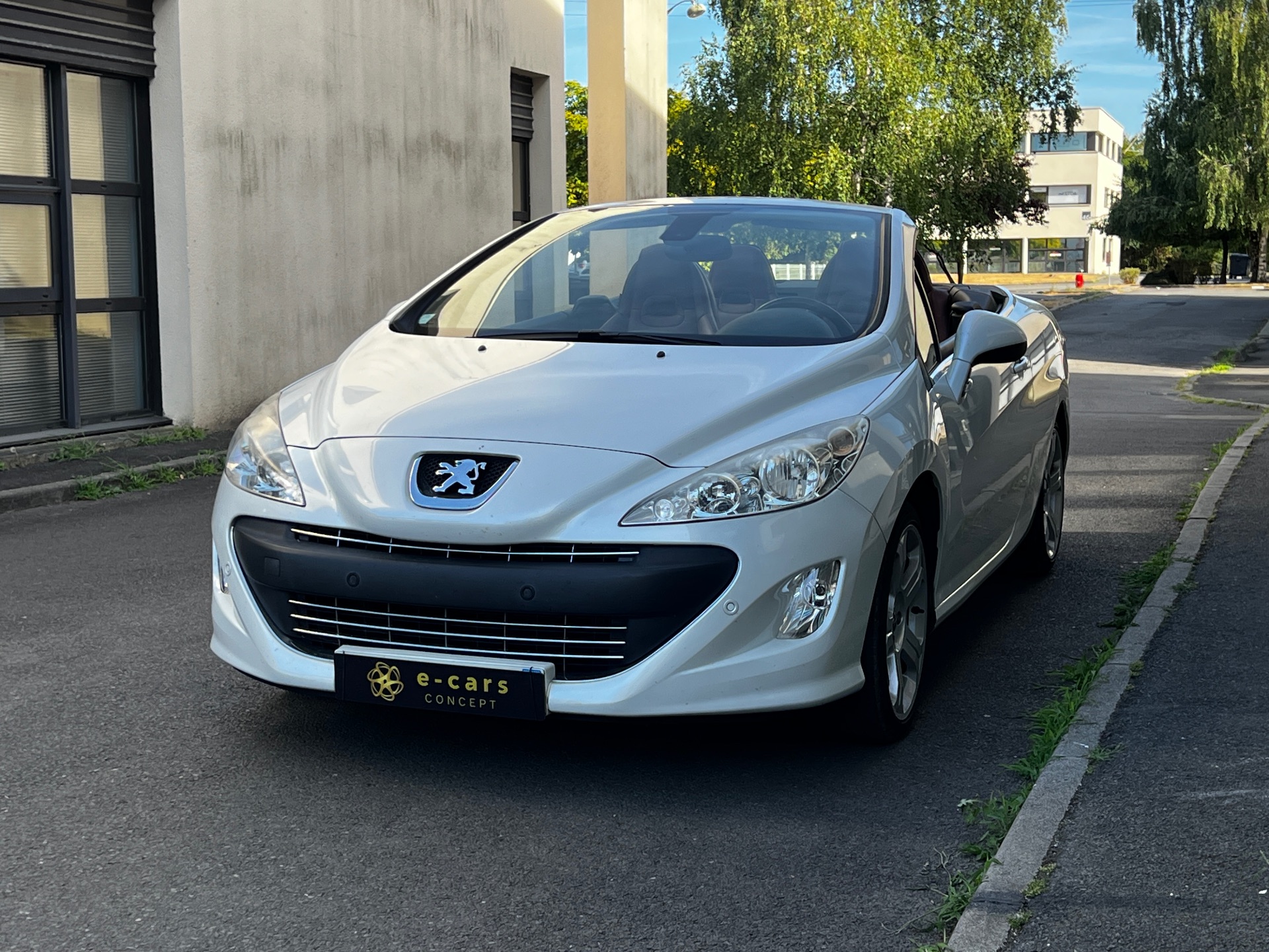 Peugeot 308 CC 2.0 HDI 140 ch Féline