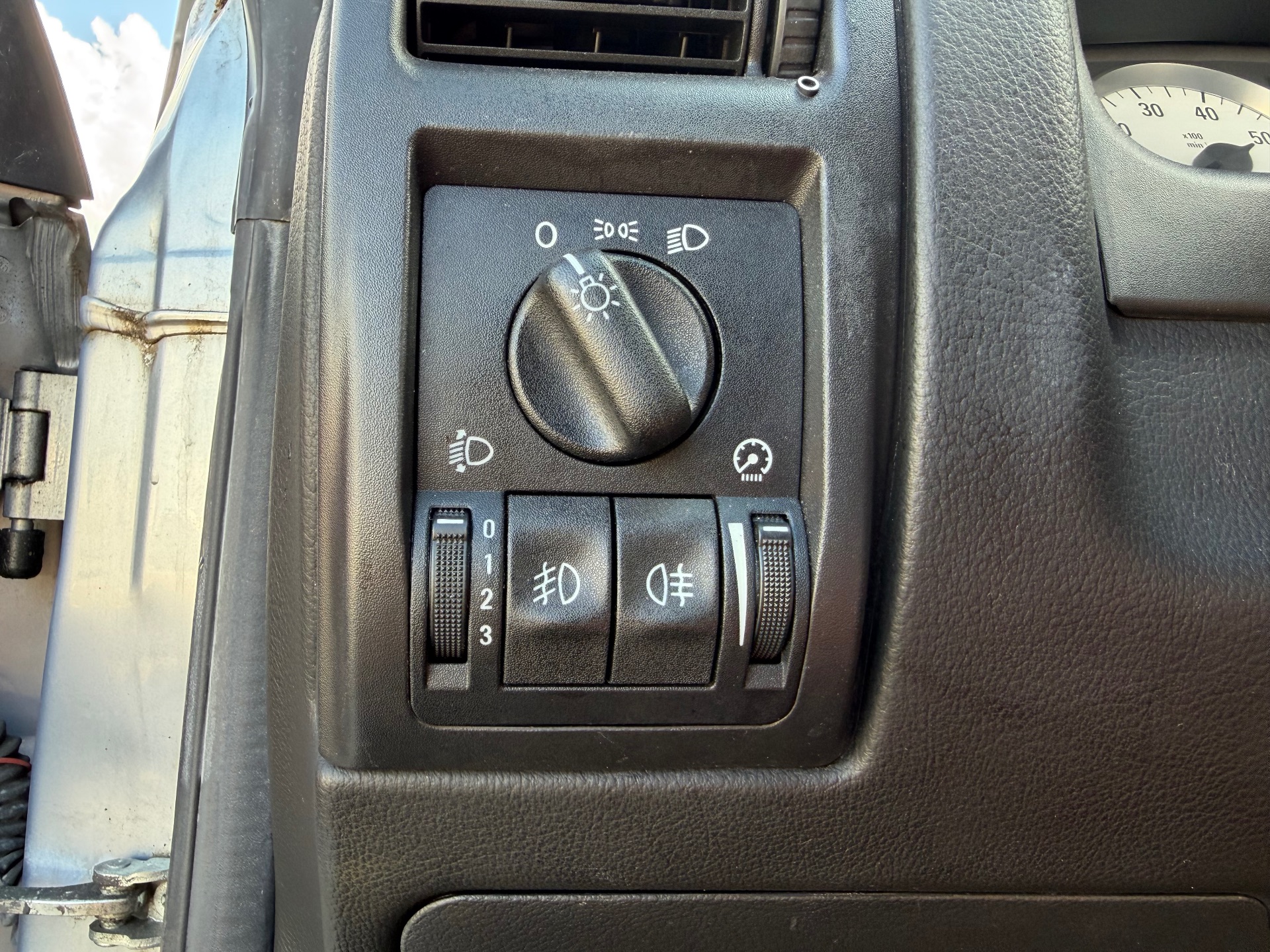 Opel Astra ESSENCE EDITION BERTONE