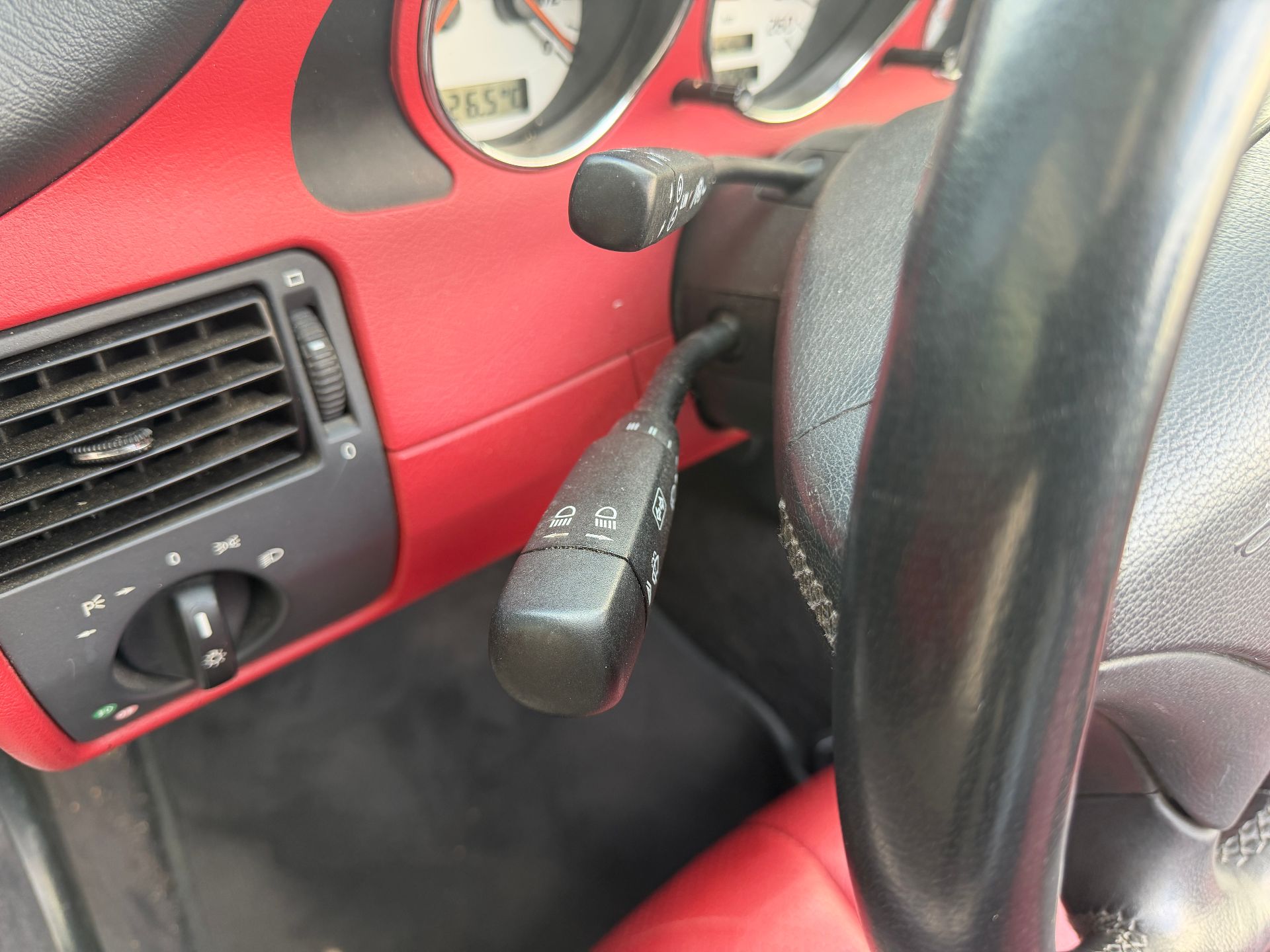 Mercedes 320 SLK “V6” – 13 990 €